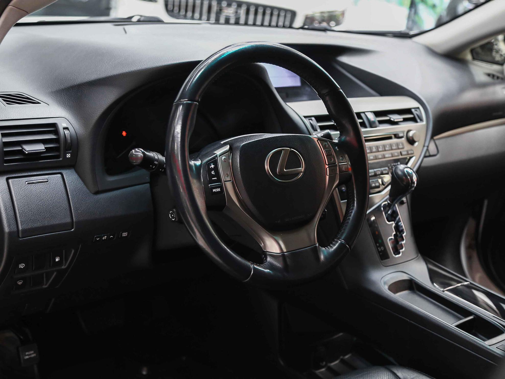 Lexus RX 2012, белый, ДЦ Орехово