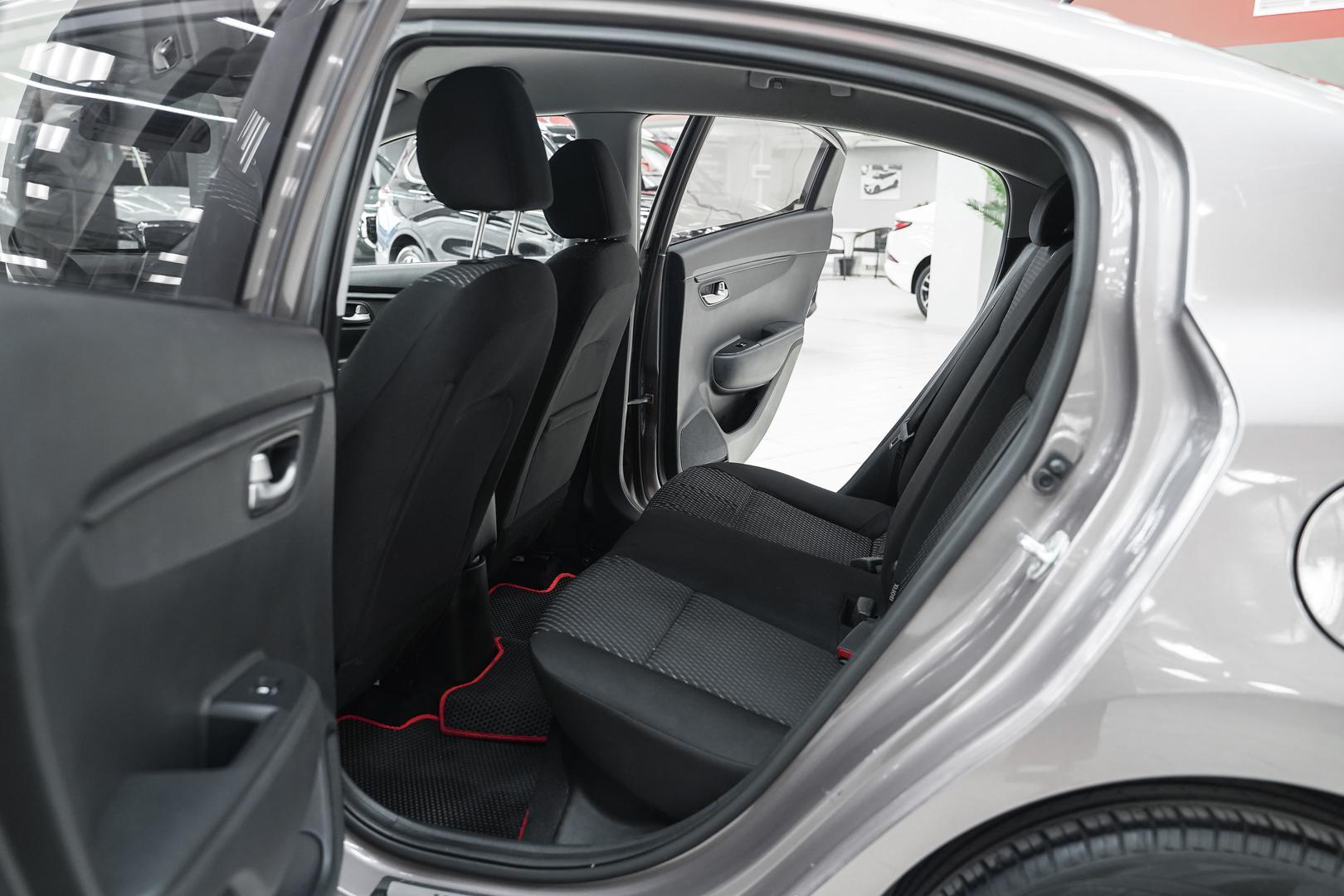 Kia Rio 2019, серый, ДЦ Орехово