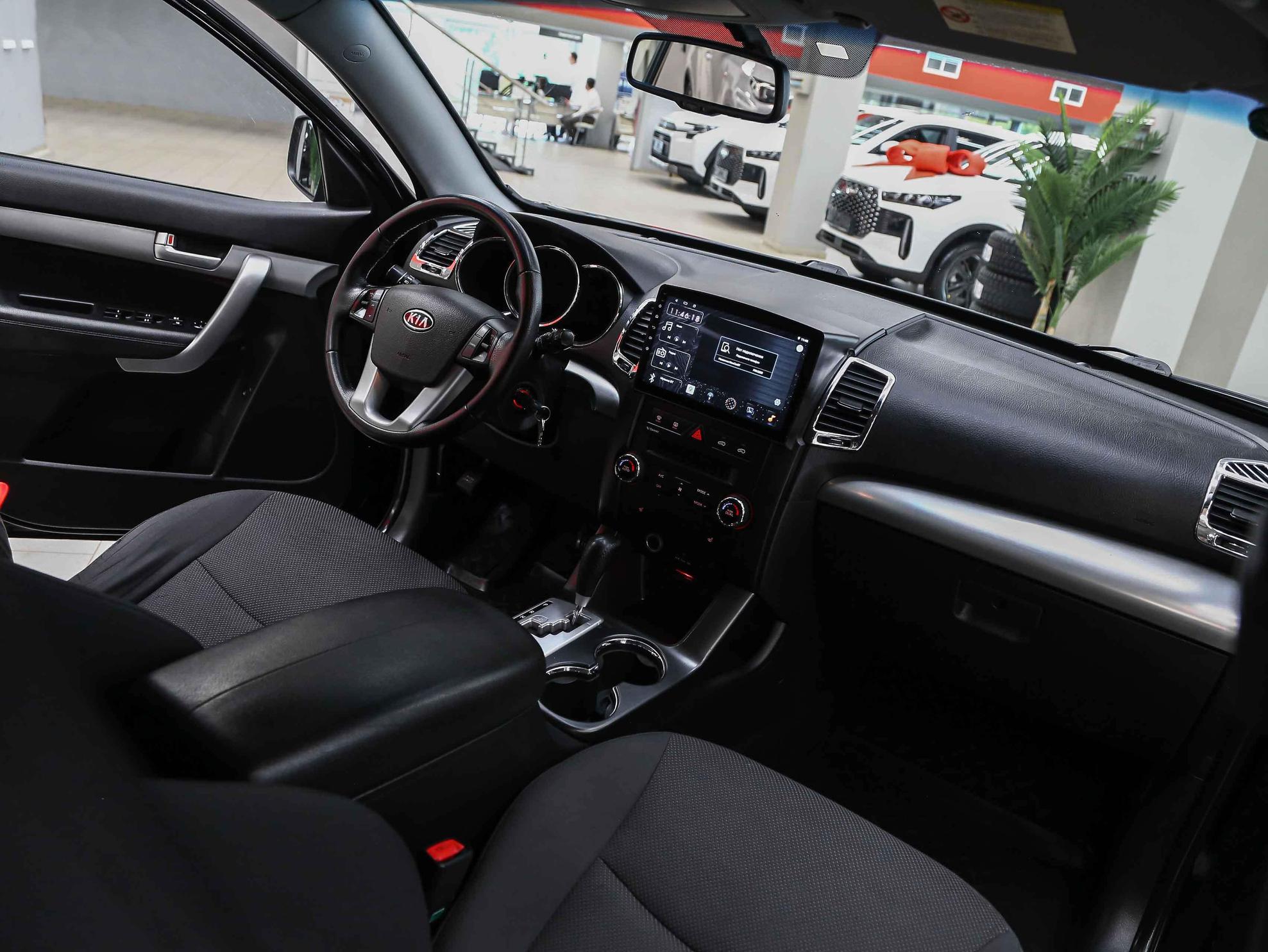 Kia Sorento 2010, черный, ДЦ Орехово