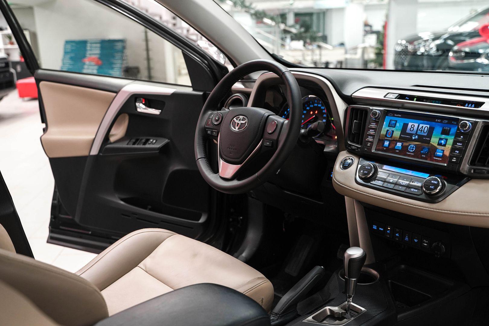 Toyota RAV4 2014, черный, ДЦ Орехово