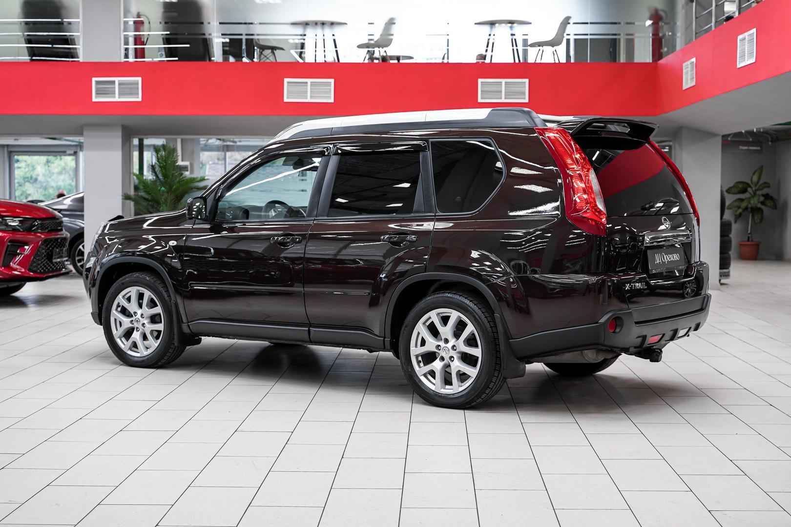 Nissan X-Trail 2012, пурпурный, ДЦ Орехово
