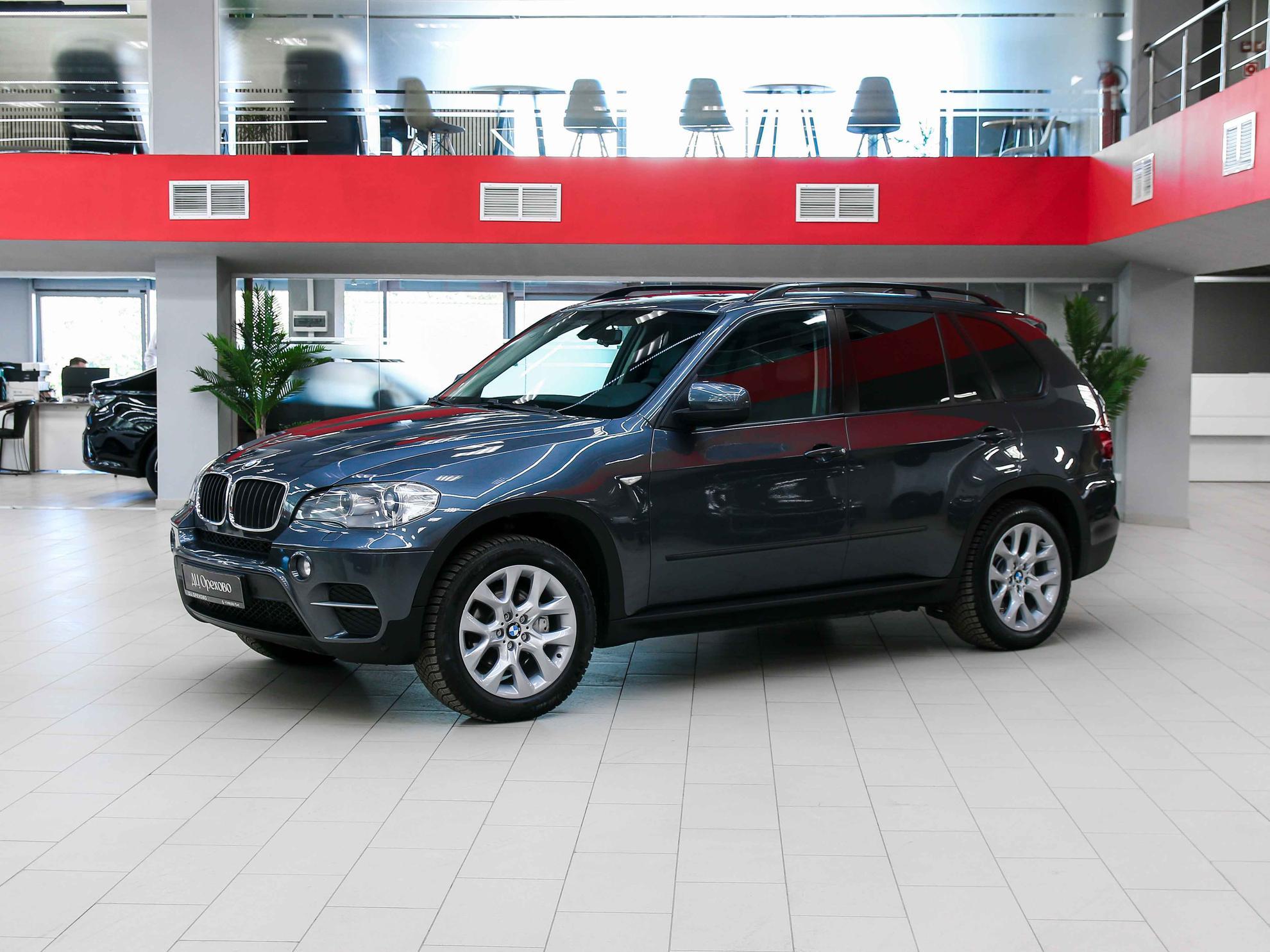 BMW X5 2012, серый, ДЦ Орехово