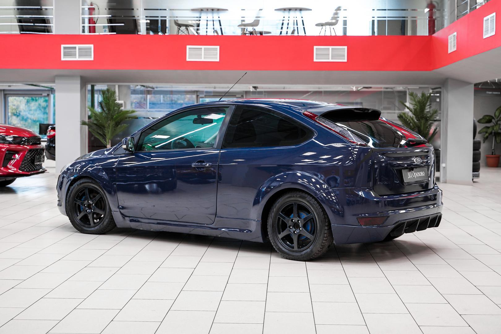 Ford Focus 2010, синий, ДЦ Орехово