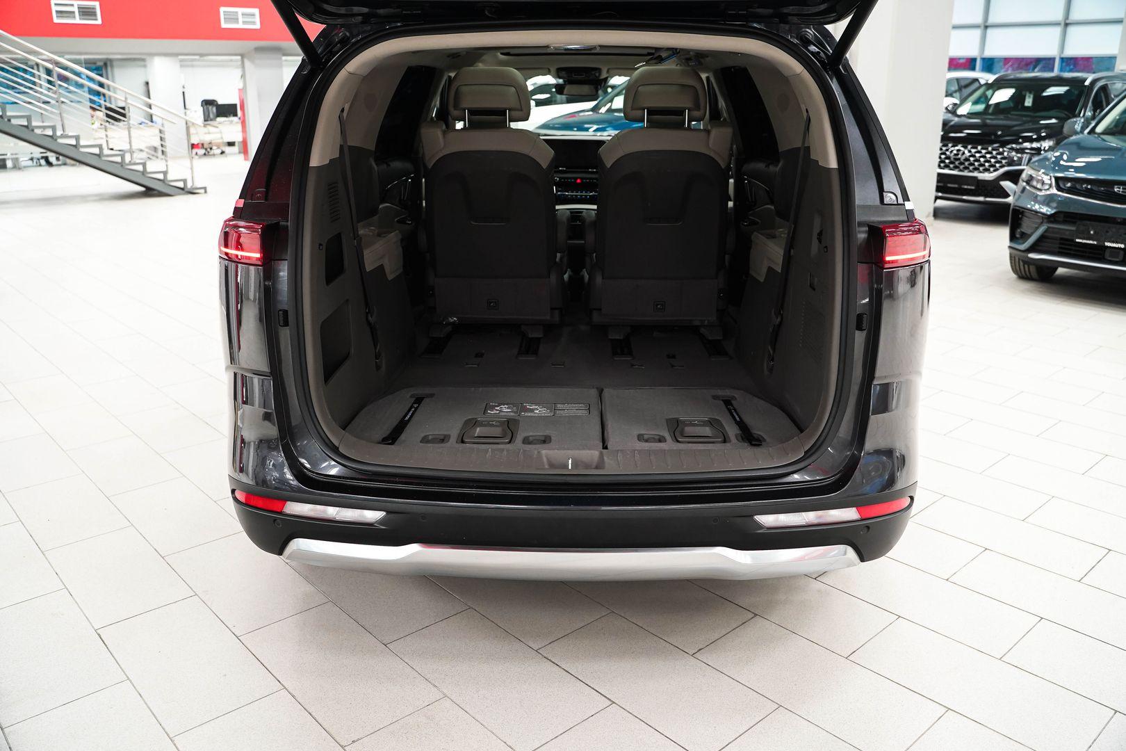 Kia Carnival 2020, серый, ДЦ Орехово