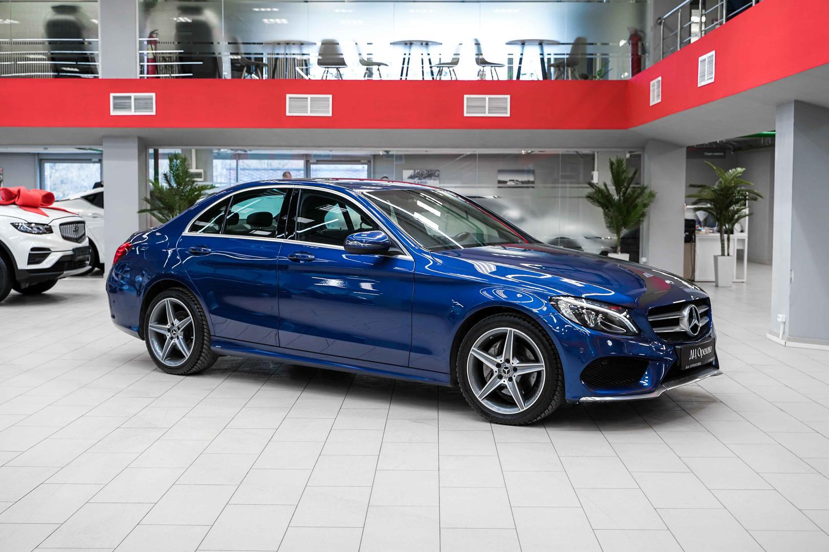 Mercedes-Benz C-Класс 2017, синий, ДЦ Орехово