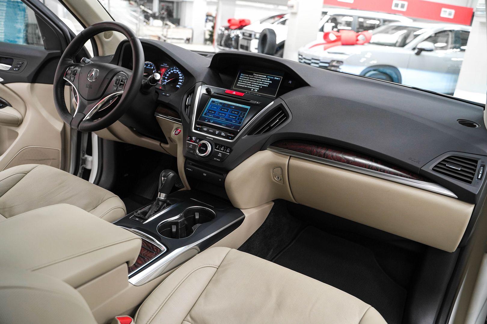 Acura MDX 2014, белый, ДЦ Орехово