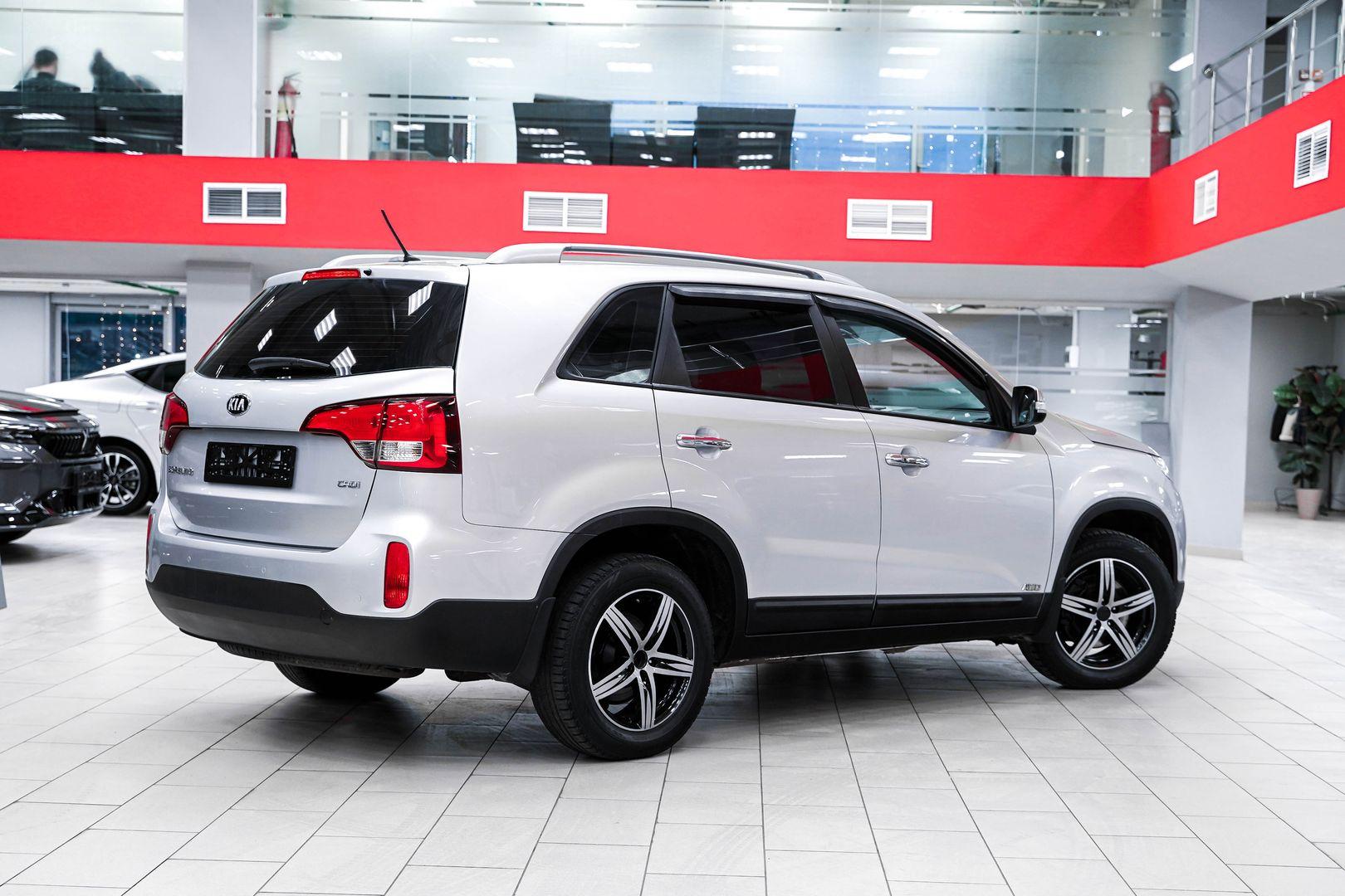 Kia Sorento 2014, серебряный, ДЦ Орехово