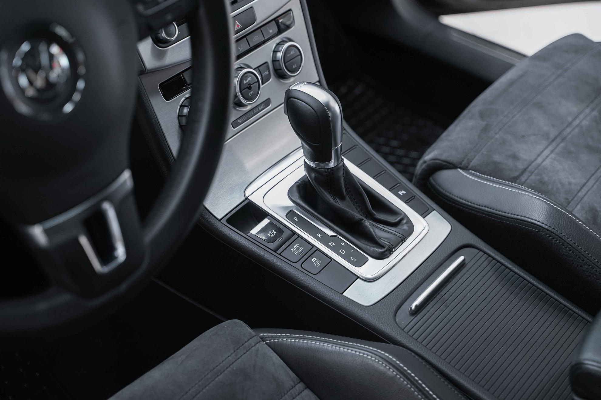 Volkswagen Passat CC 2013, черный, ДЦ Орехово