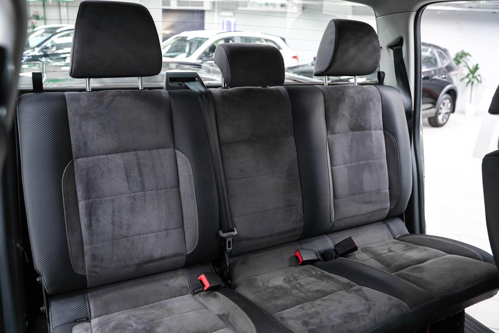 Volkswagen Amarok 2013, черный, ДЦ Орехово