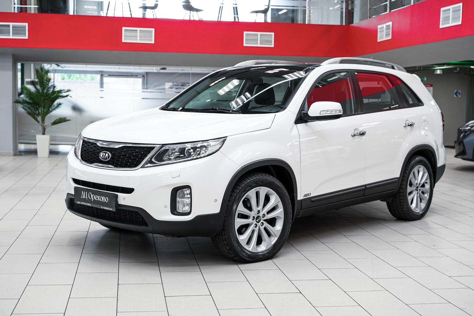 Kia Sorento 2015, белый, ДЦ Орехово