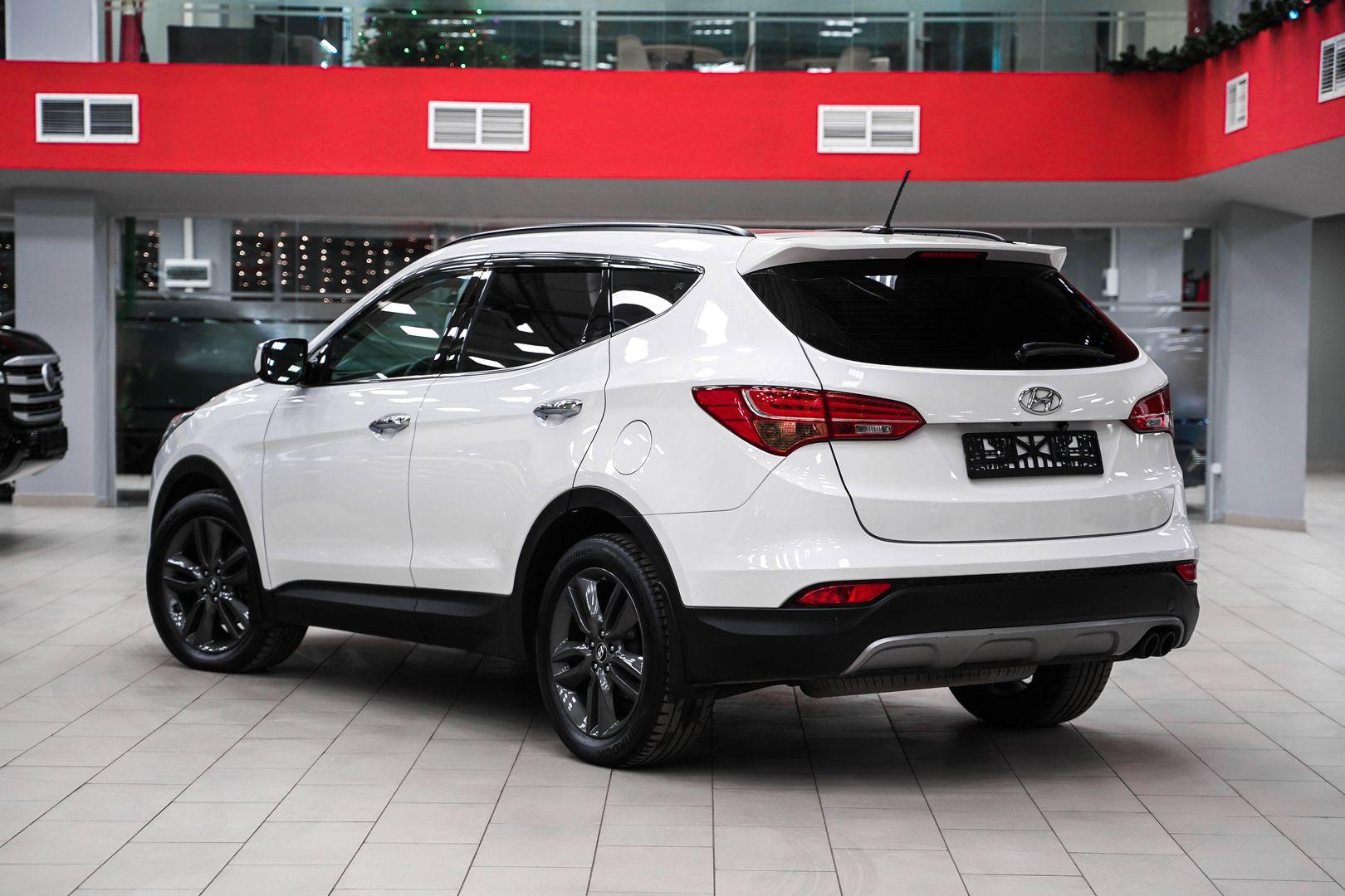 Hyundai Santa Fe 2013, белый, ДЦ Орехово