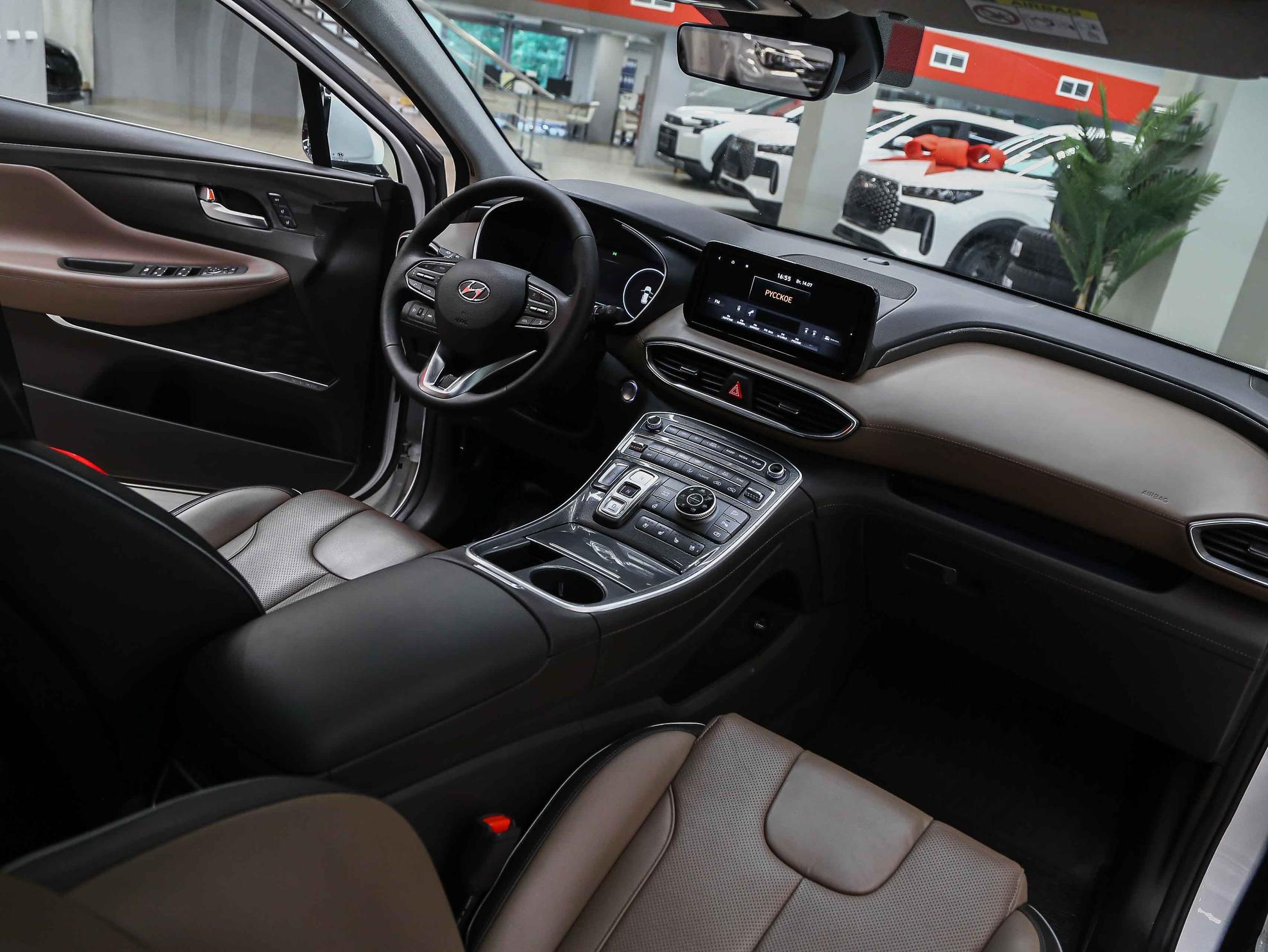 Hyundai Santa Fe 2021, белый, ДЦ Орехово