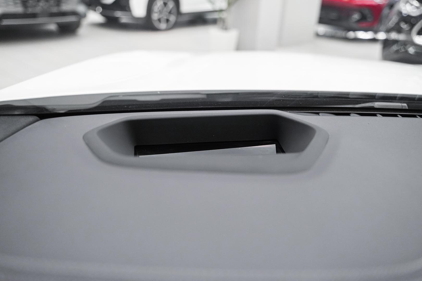 BMW 5 серии 2021, белый, ДЦ Орехово