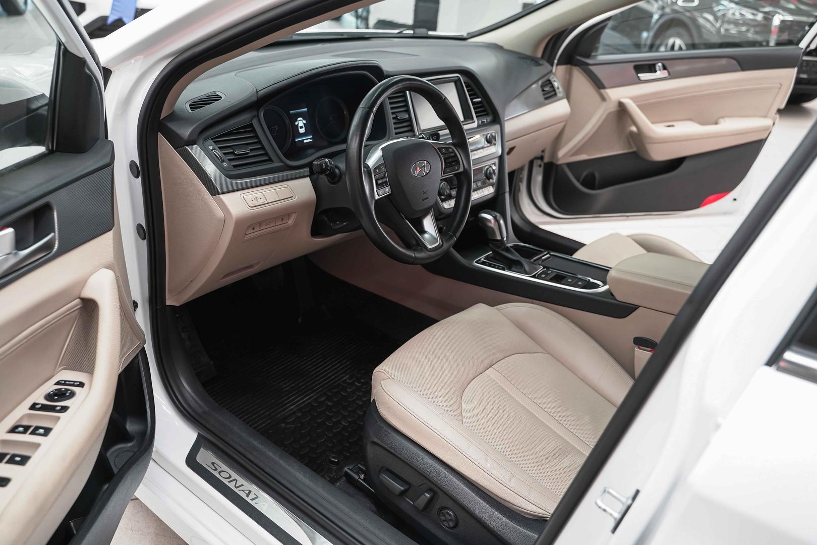 Hyundai Sonata 2019, белый, ДЦ Орехово