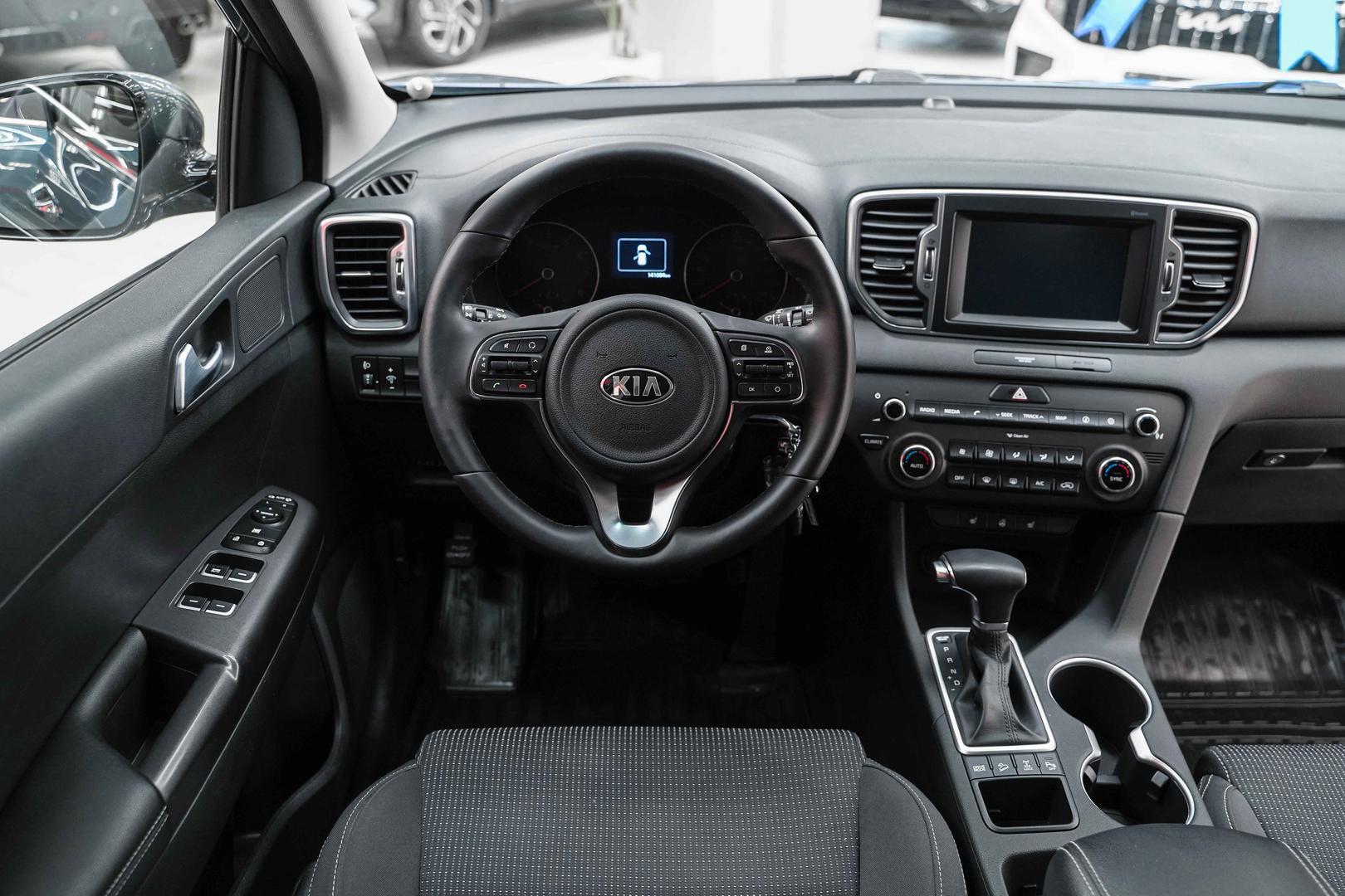 Kia Sportage 2016, синий, ДЦ Орехово