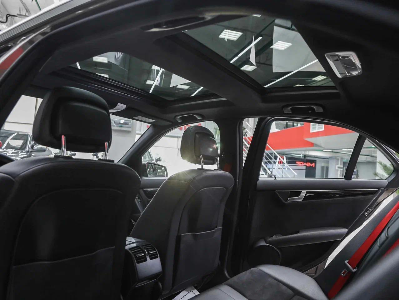 Mercedes-Benz C-Класс 2013, коричневый, ДЦ Орехово