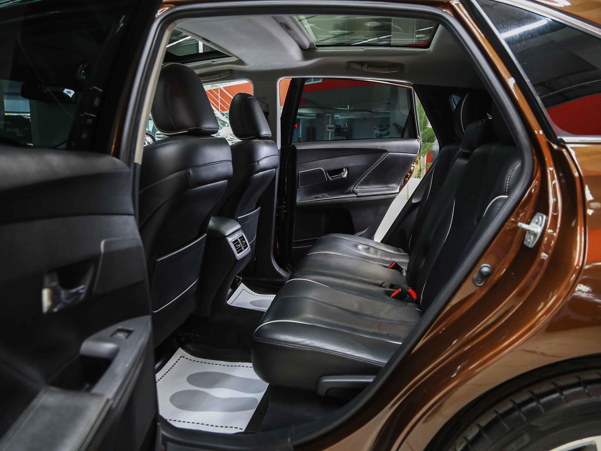 Toyota Venza 2013, коричневый, ДЦ Орехово