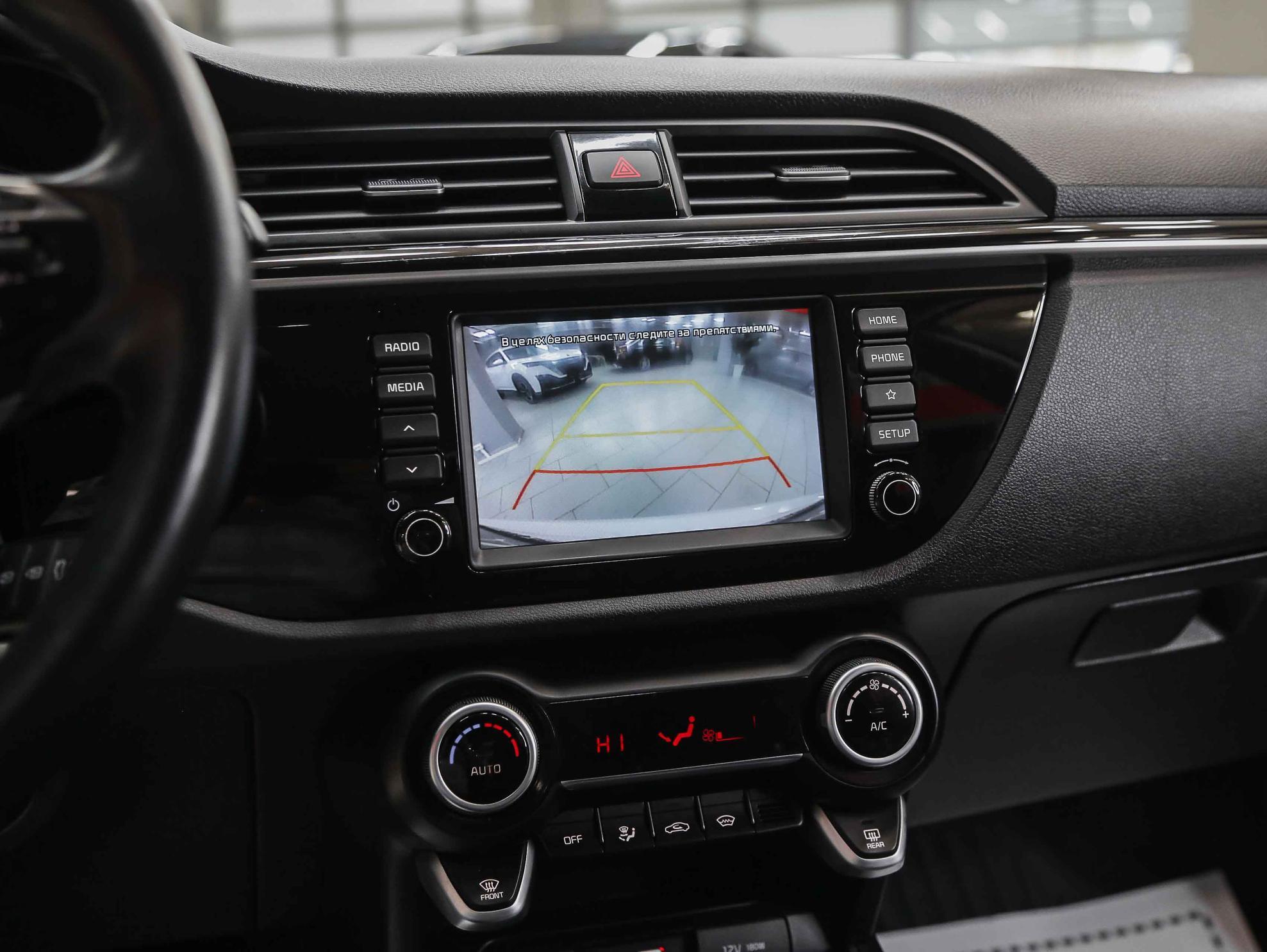 Kia Rio X-Line 2020, белый, ДЦ Орехово