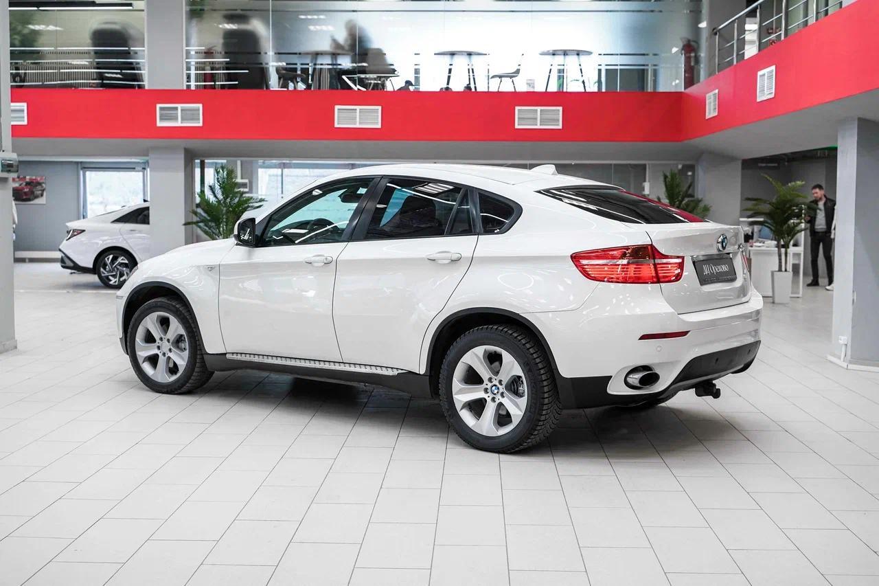 BMW X6 2012, белый, ДЦ Орехово