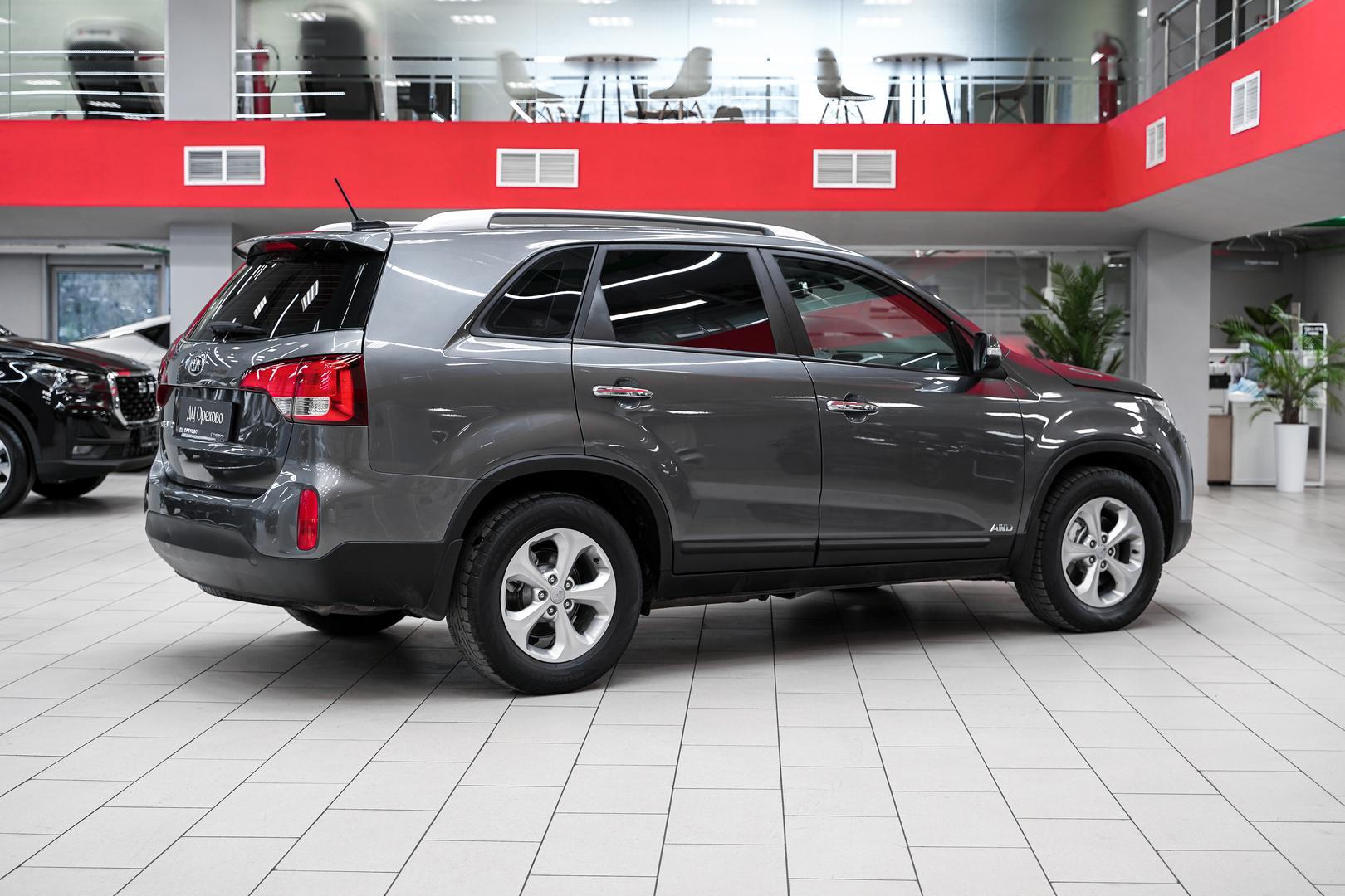 Kia Sorento 2017, серый, ДЦ Орехово