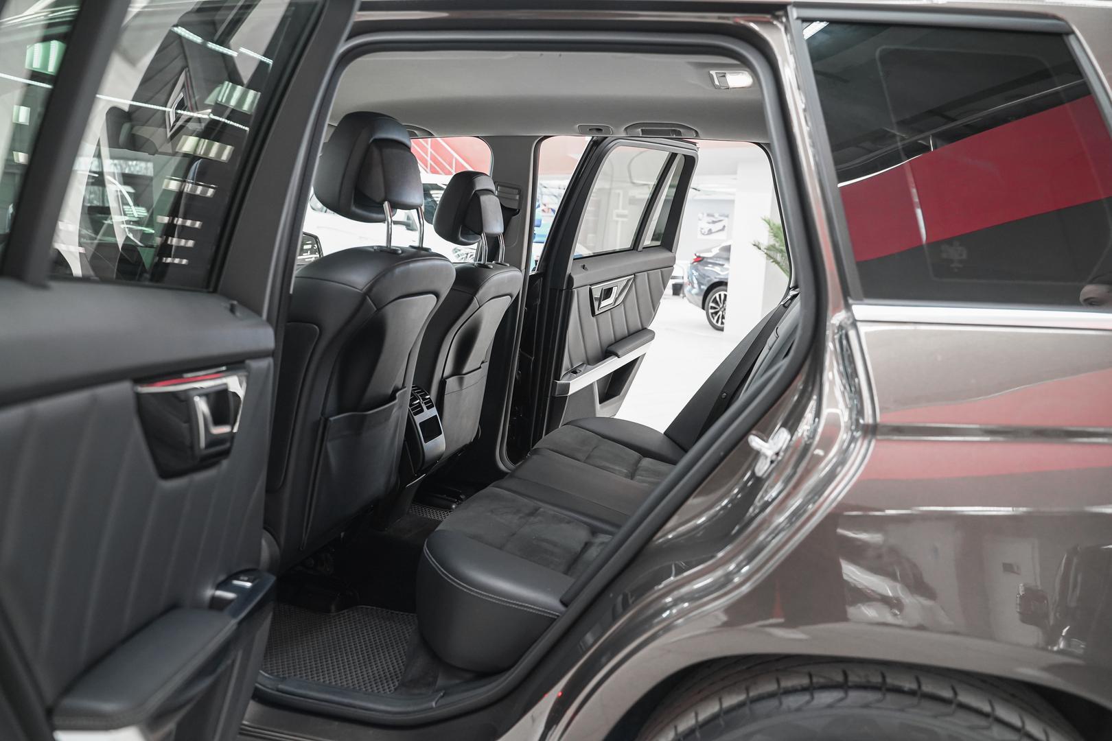 Mercedes-Benz GLK-Класс 2013, коричневый, ДЦ Орехово