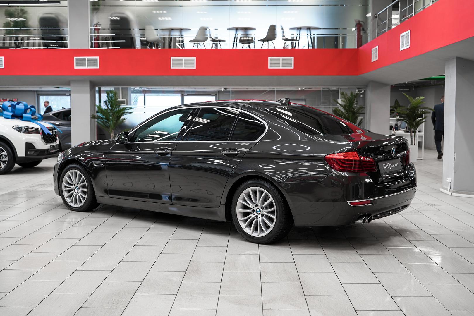 BMW 5 серии 2016, коричневый, ДЦ Орехово