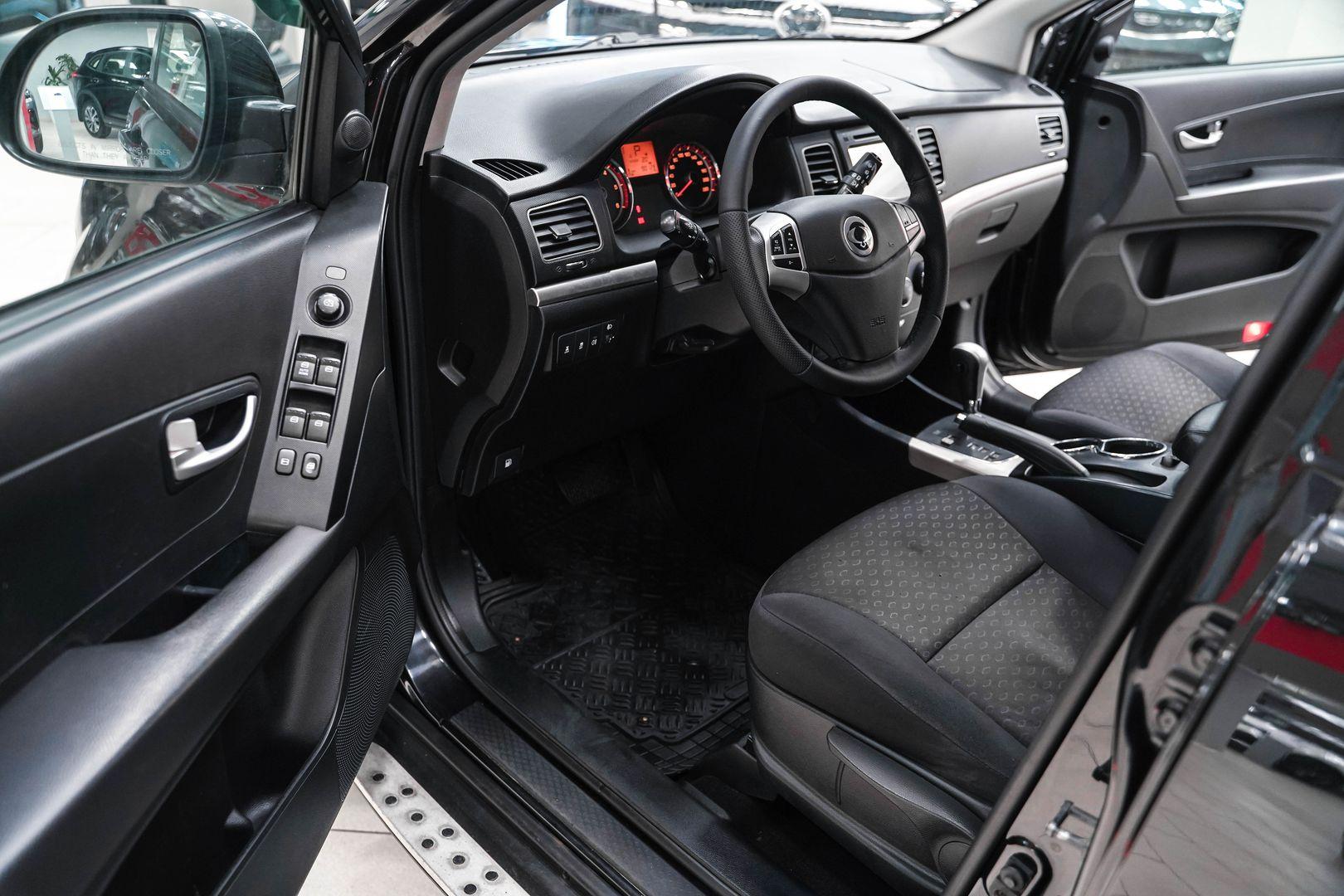 SsangYong Actyon 2011, черный, ДЦ Орехово