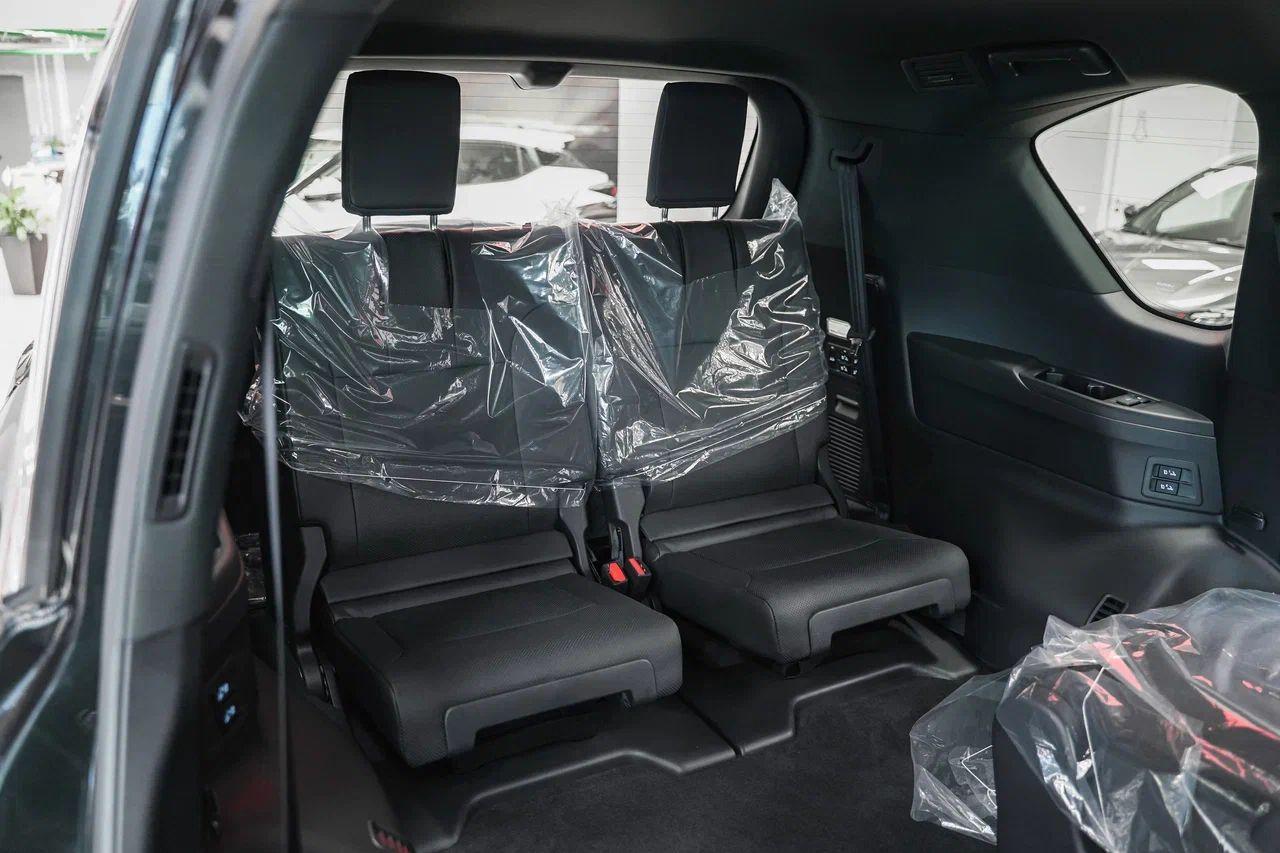 Lexus LX 2024, черный, ДЦ Орехово