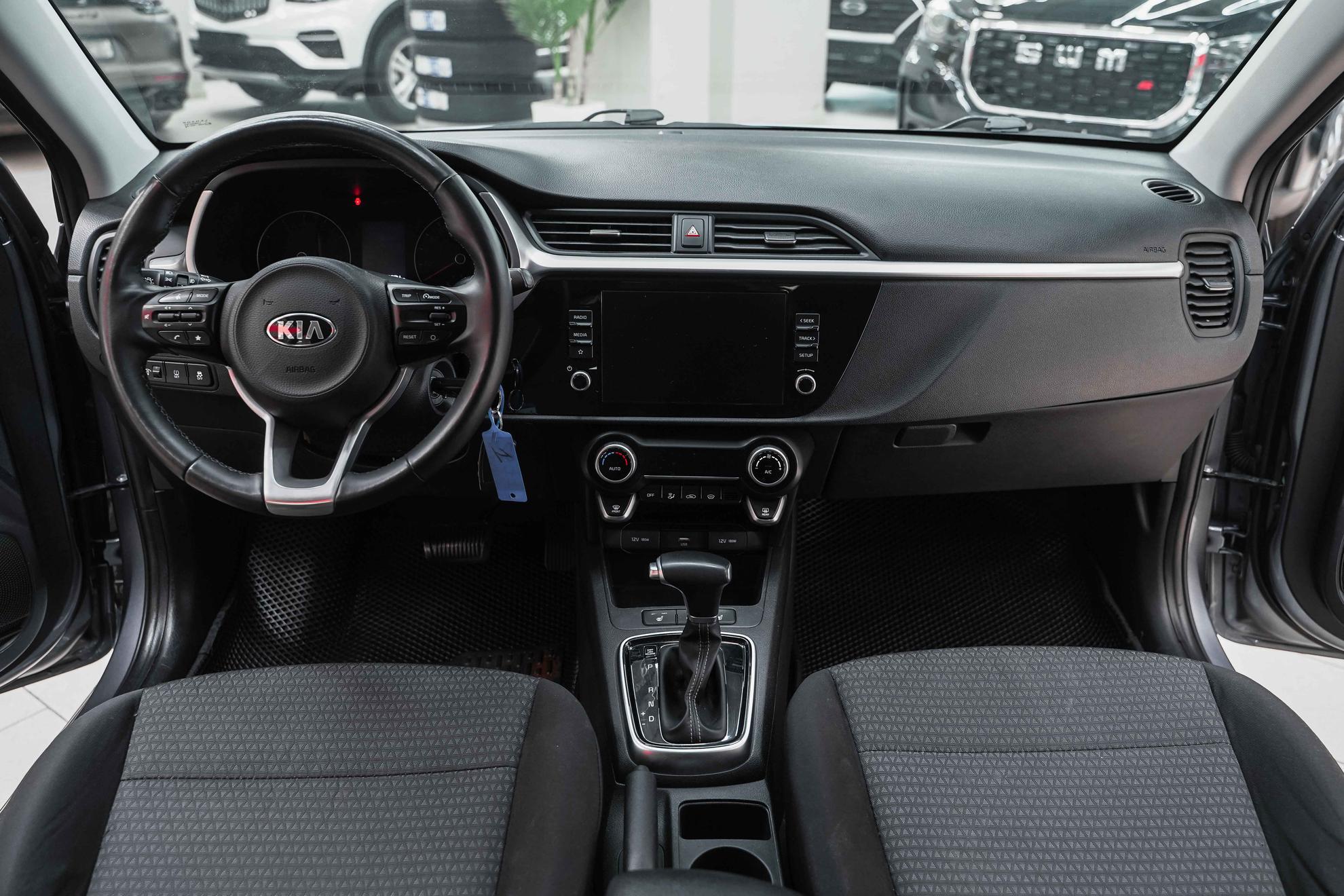 Kia Rio 2021, серый, ДЦ Орехово