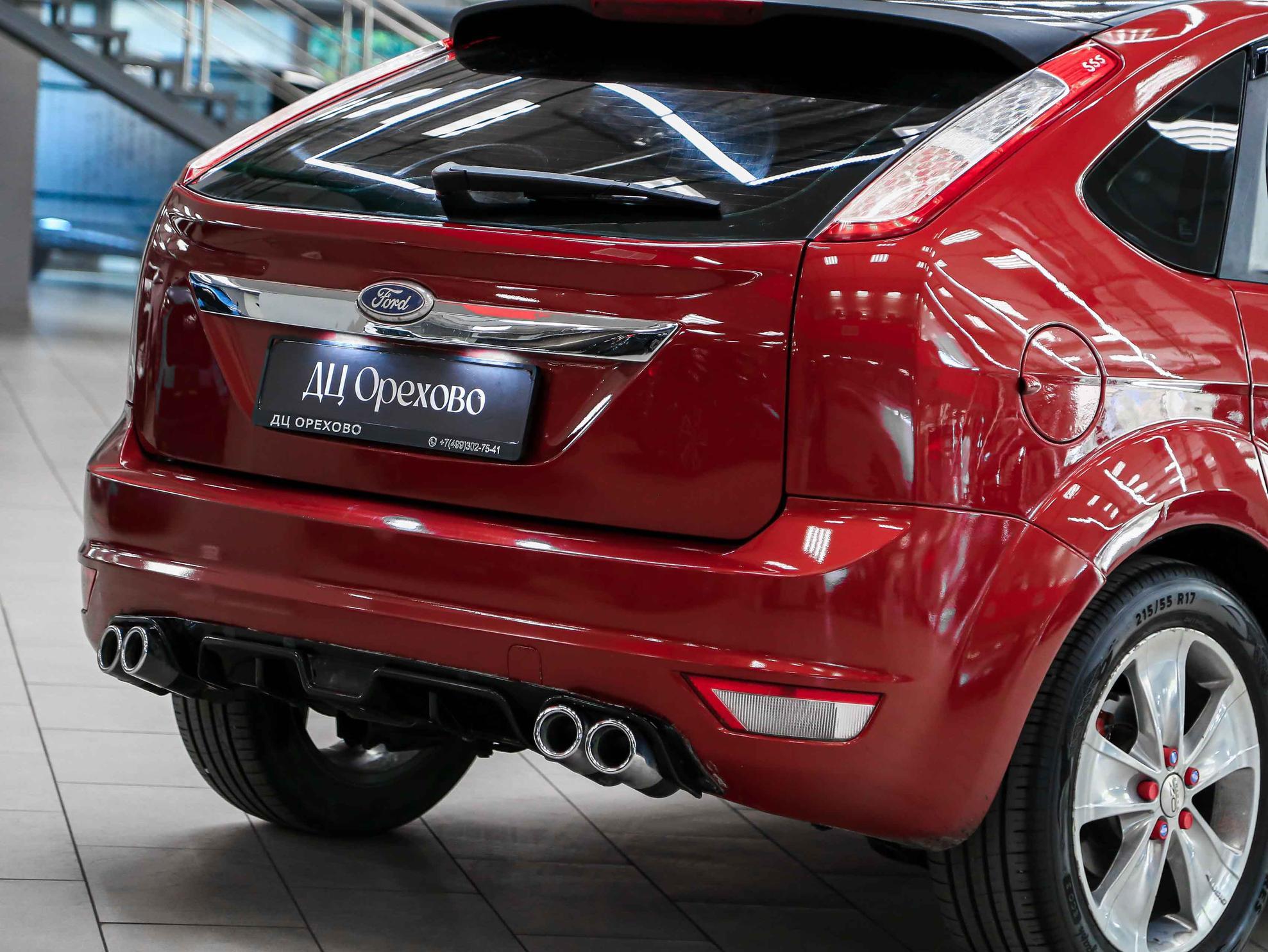 Ford Focus 2008, красный, ДЦ Орехово