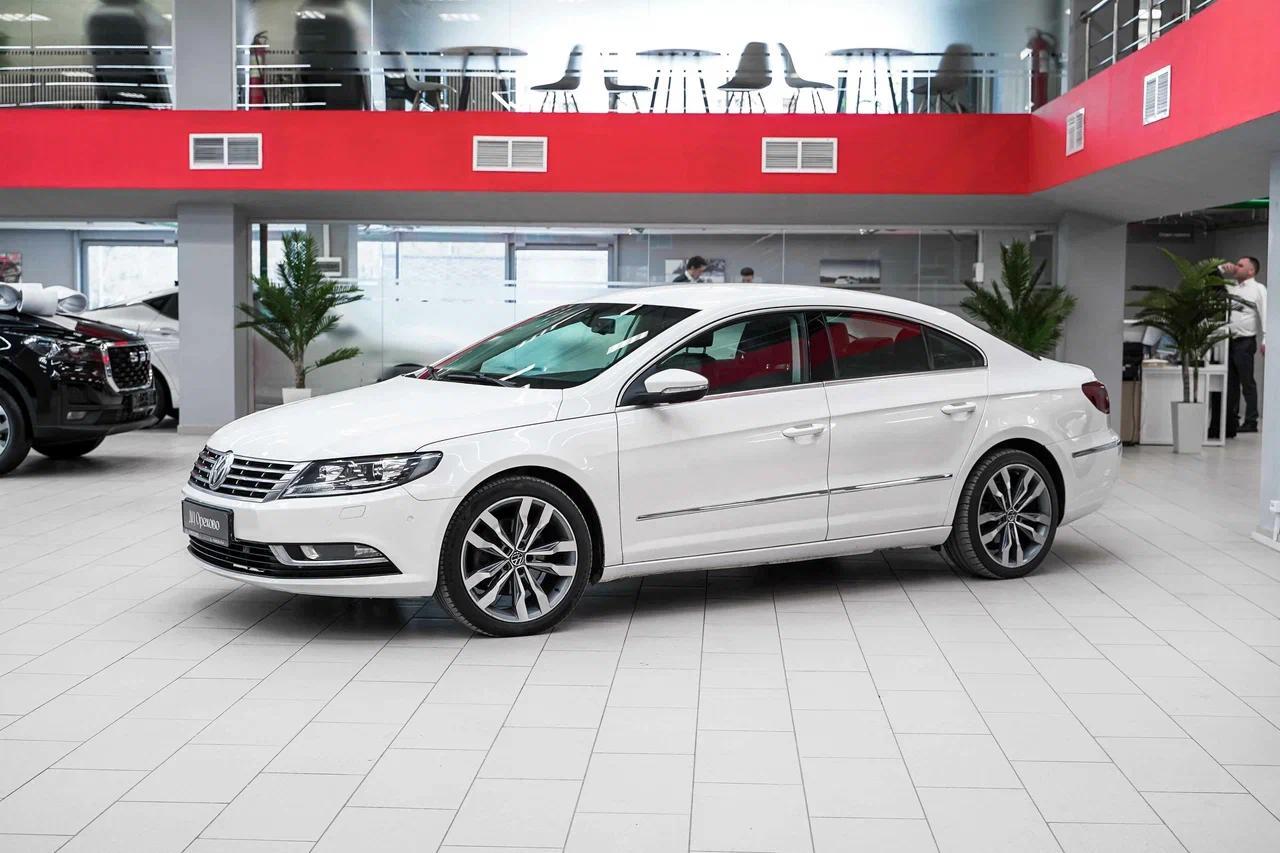 Volkswagen Passat CC 2012, белый, ДЦ Орехово