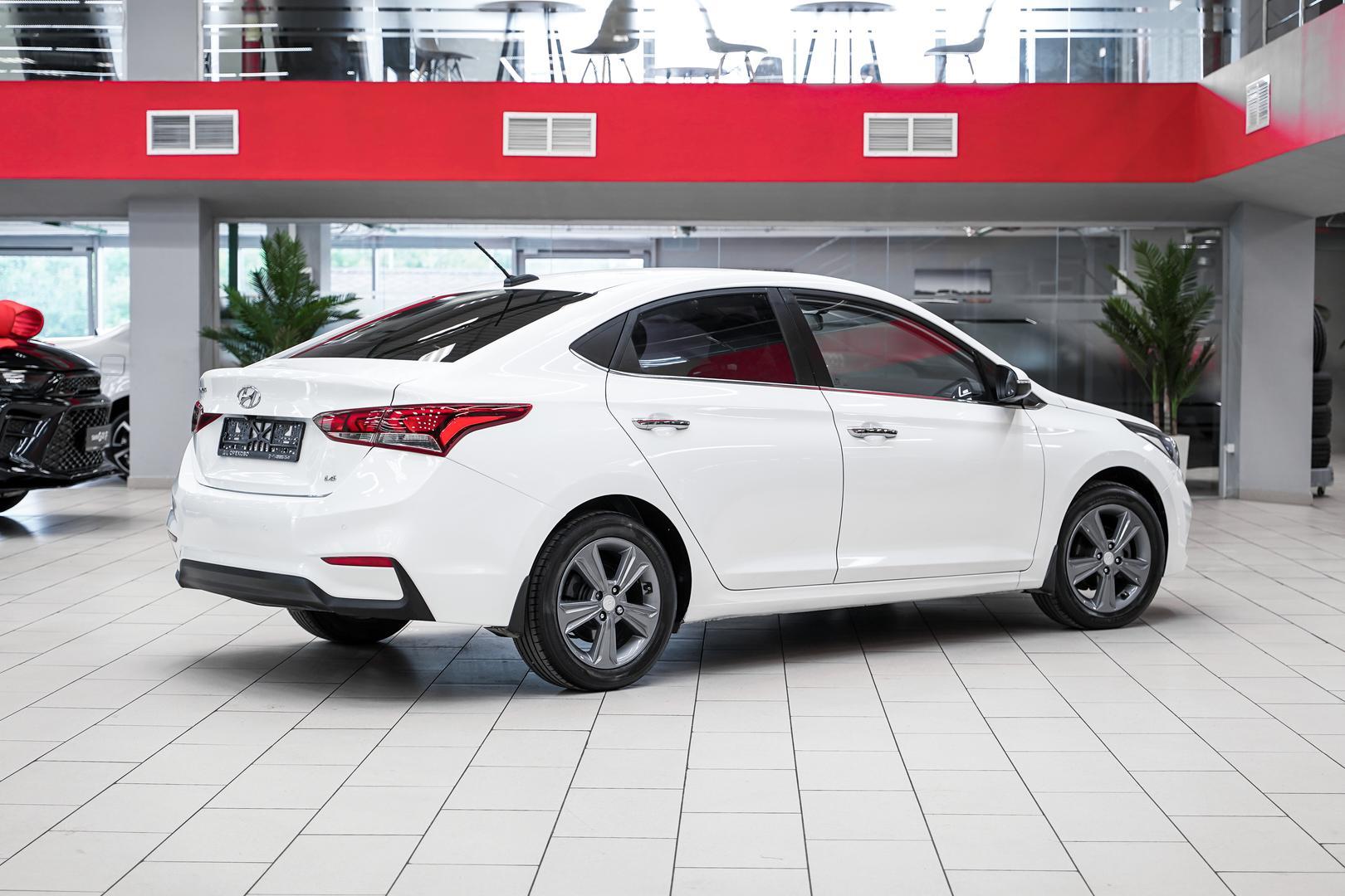 Hyundai Solaris 2017, белый, ДЦ Орехово