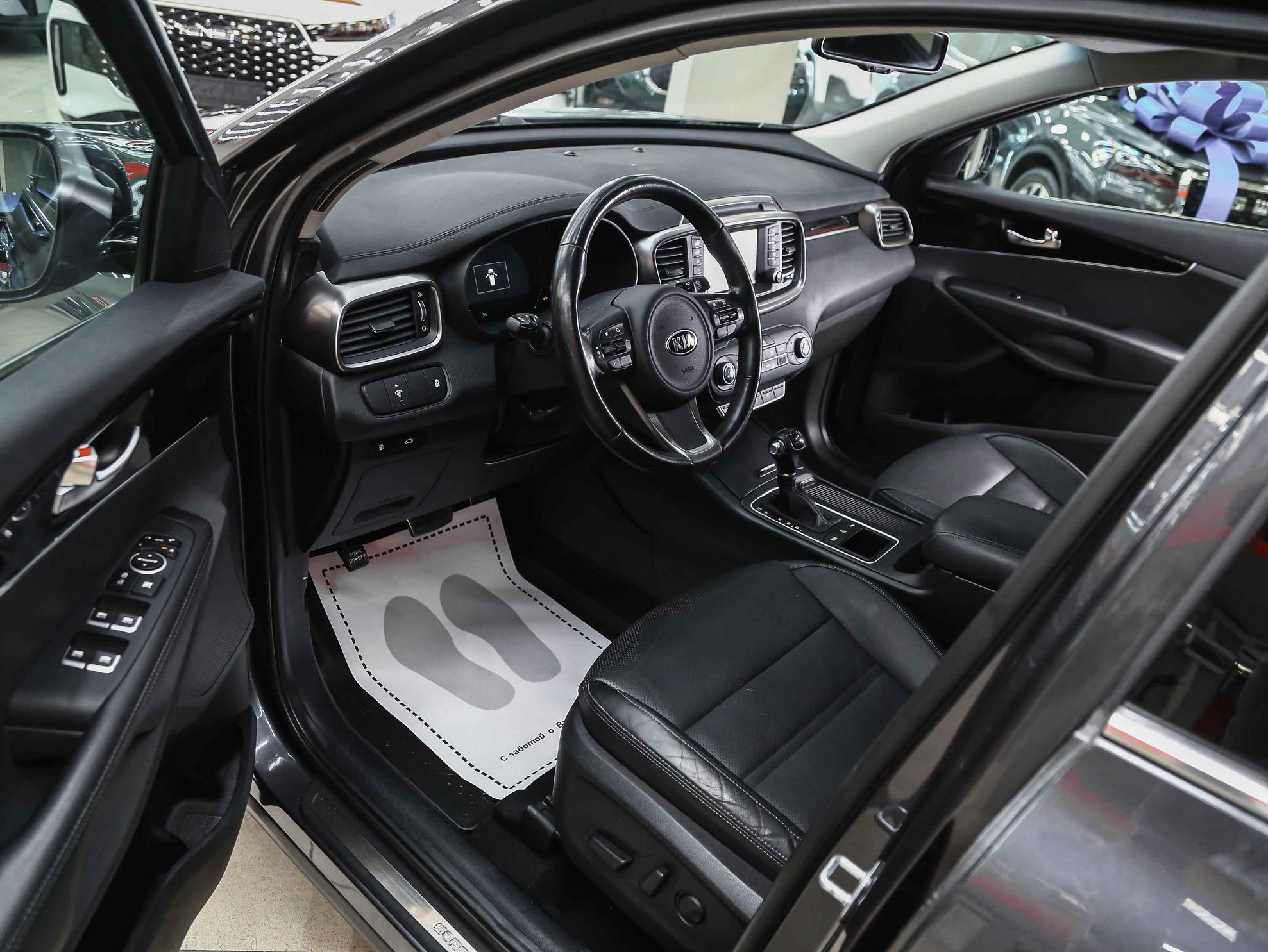 Kia Sorento 2016, серый, ДЦ Орехово
