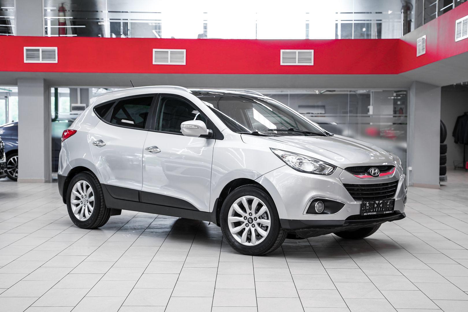 Hyundai ix35 2011, серебряный, ДЦ Орехово