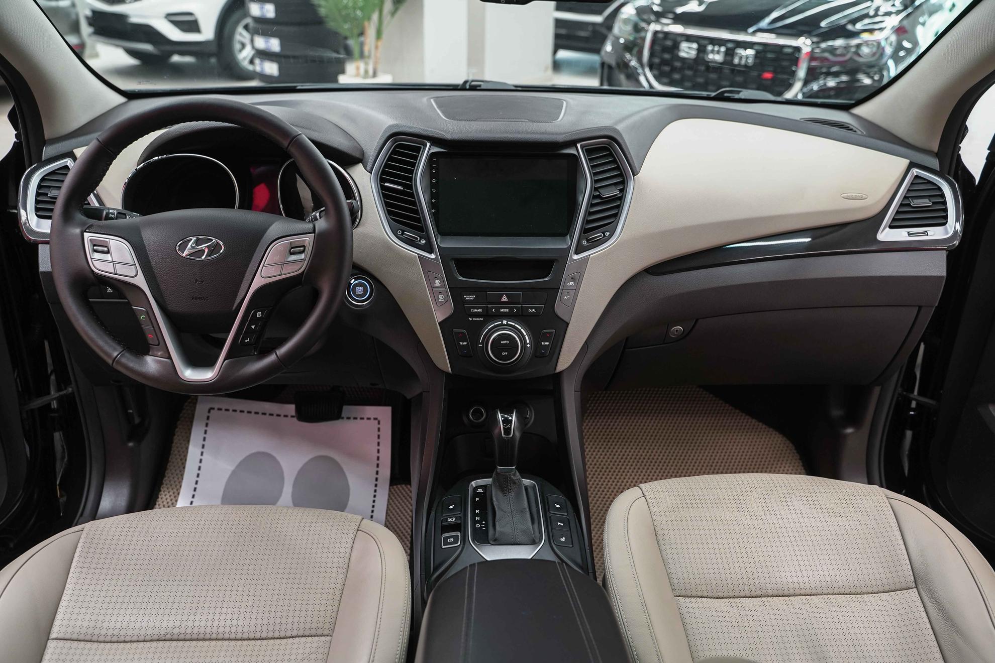 Hyundai Santa Fe 2013, черный, ДЦ Орехово