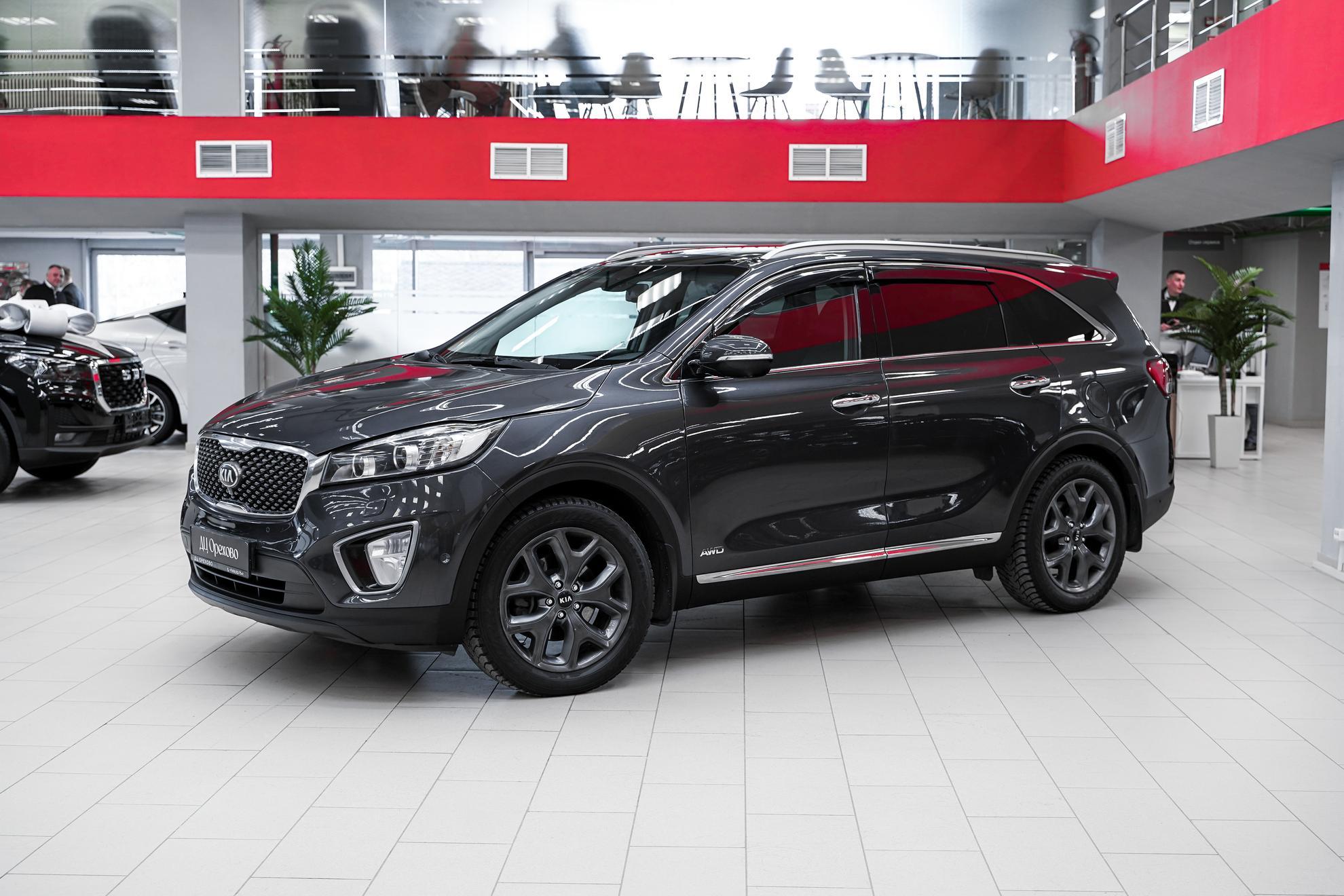 Kia Sorento 2016, серый, ДЦ Орехово