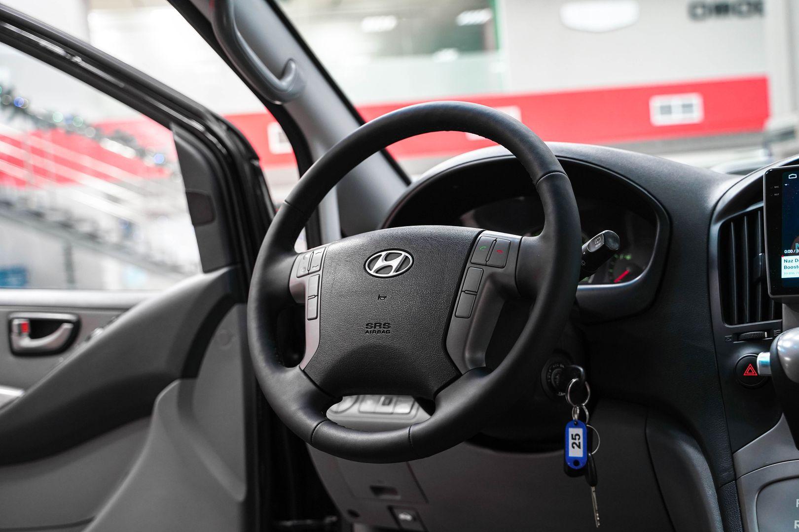 Hyundai Grand Starex 2012, черный, ДЦ Орехово