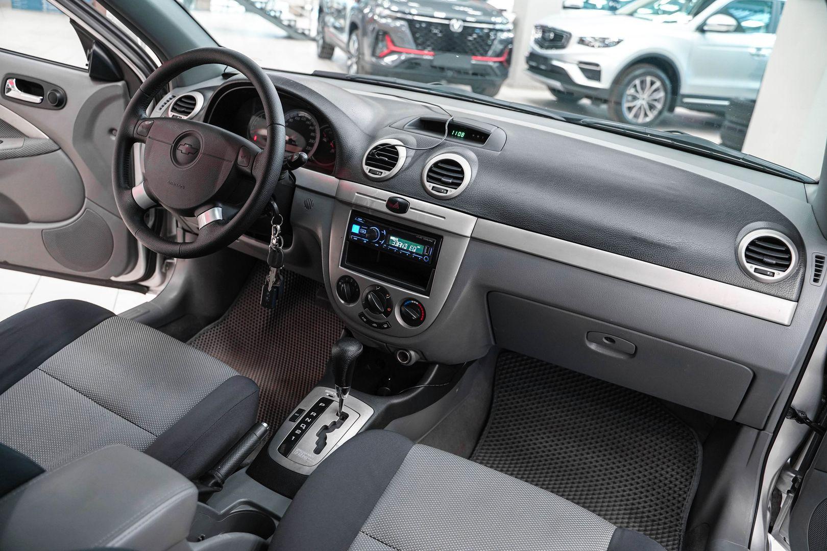 Chevrolet Lacetti 2012, серебряный, ДЦ Орехово
