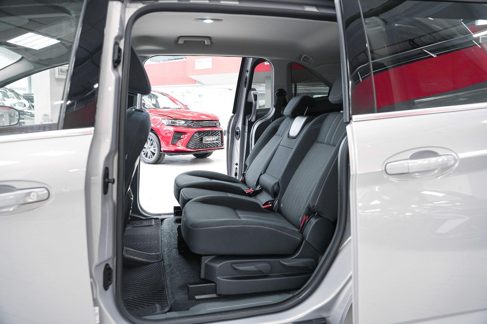Ford C-MAX 2010, серый, ДЦ Орехово