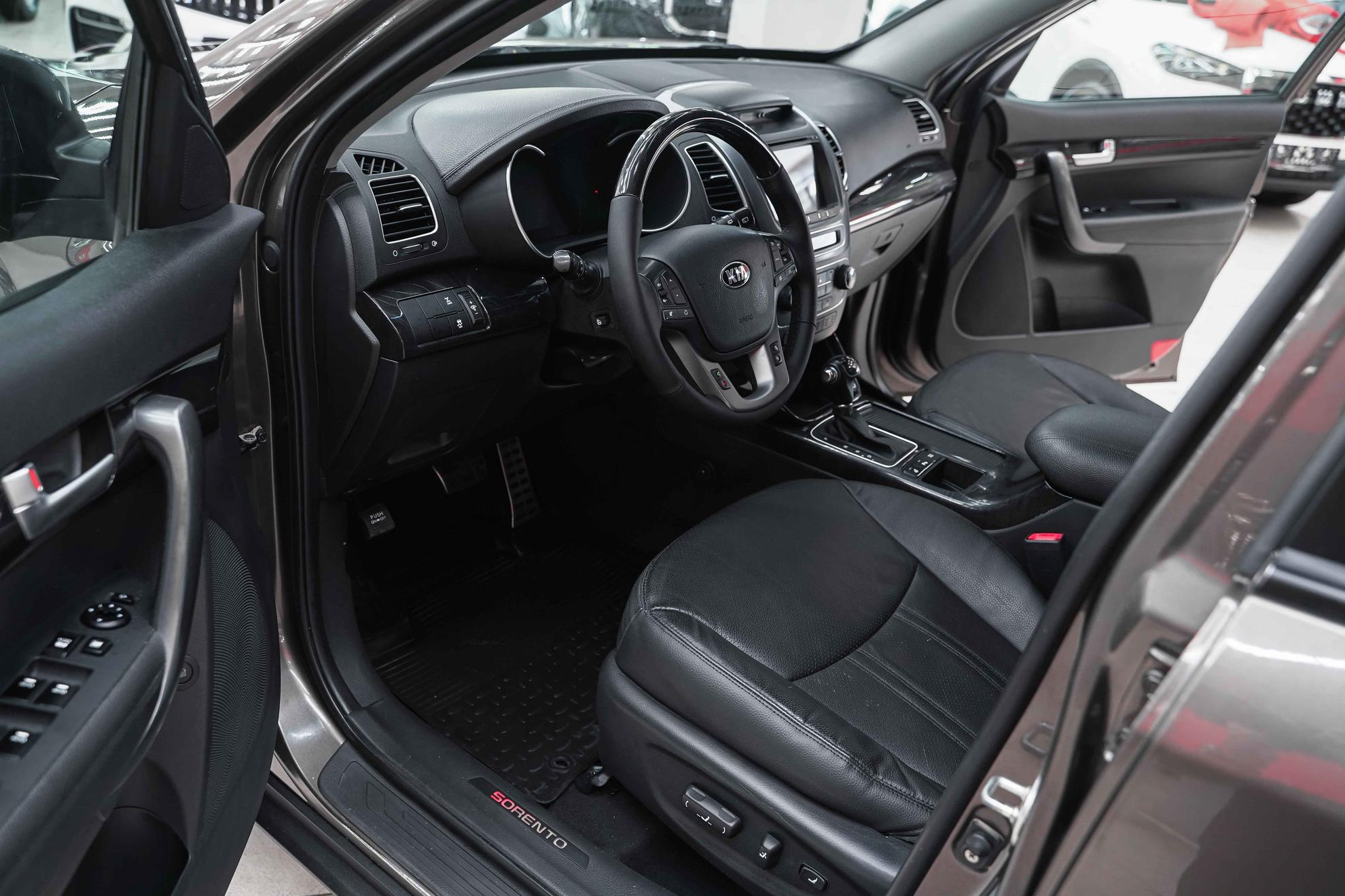 Kia Sorento 2018, бежевый, ДЦ Орехово