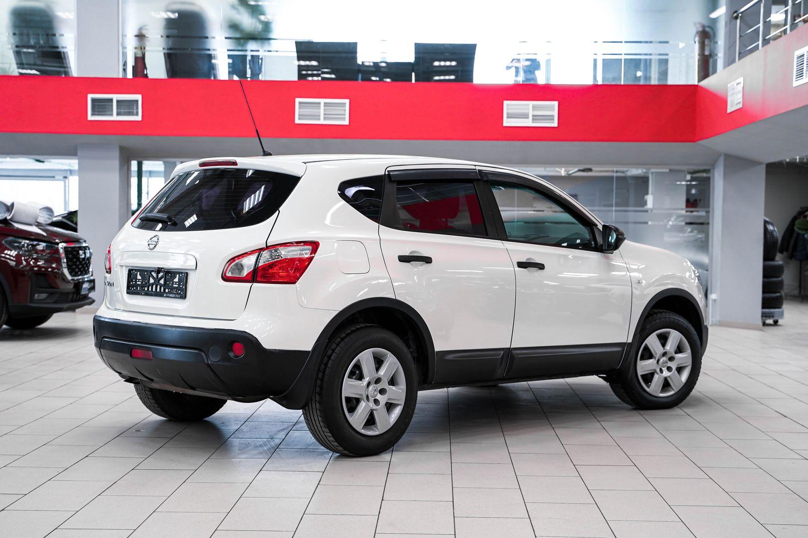 Nissan Qashqai 2013, белый, ДЦ Орехово
