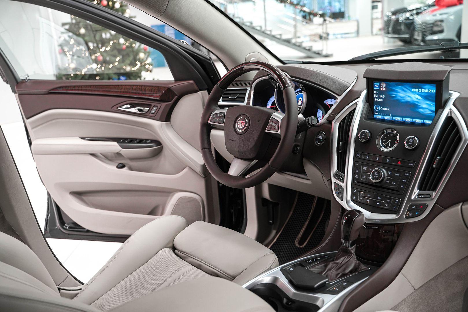 Cadillac SRX 2012, черный, ДЦ Орехово