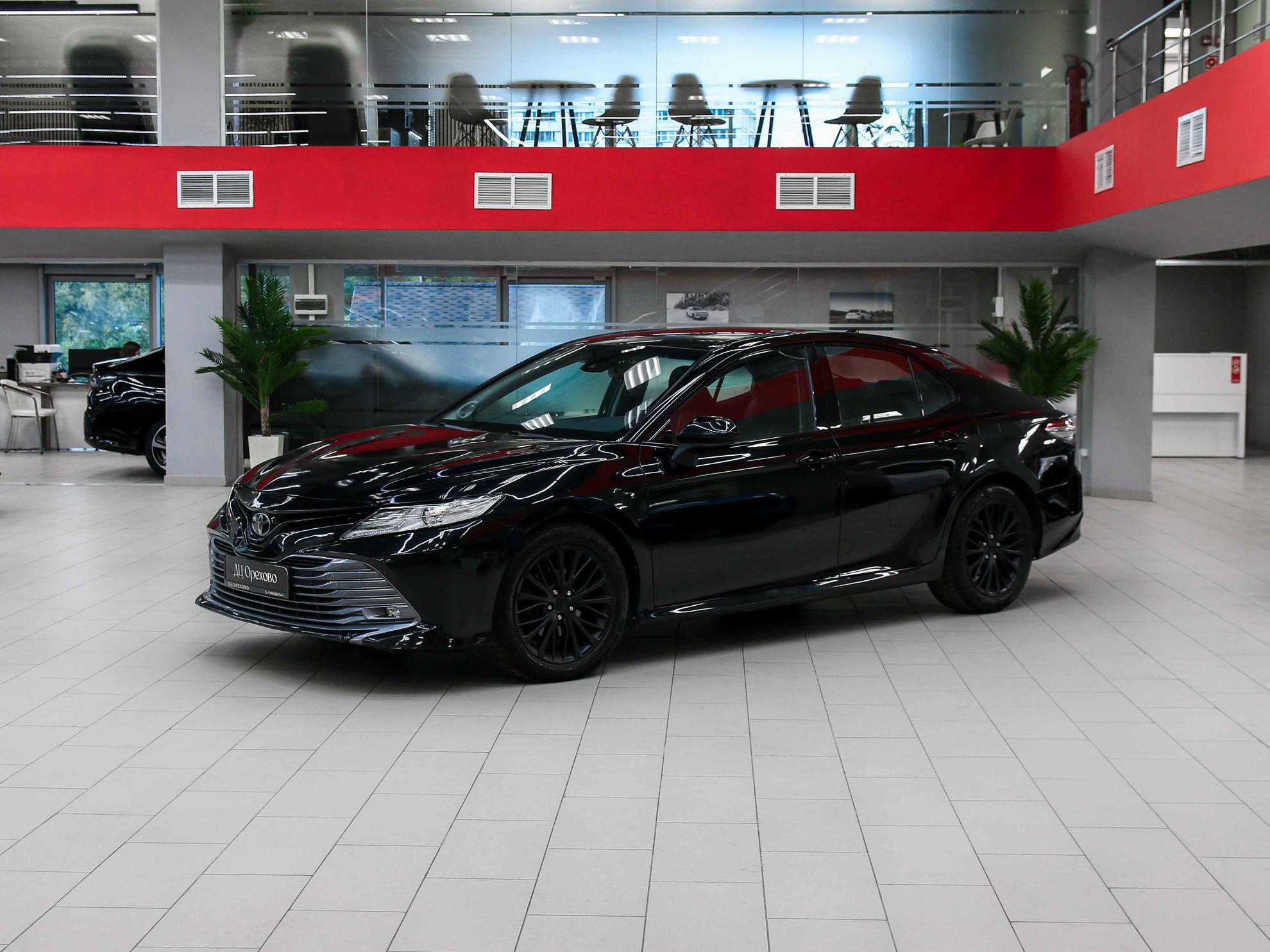 Toyota Camry 2018, черный, ДЦ Орехово
