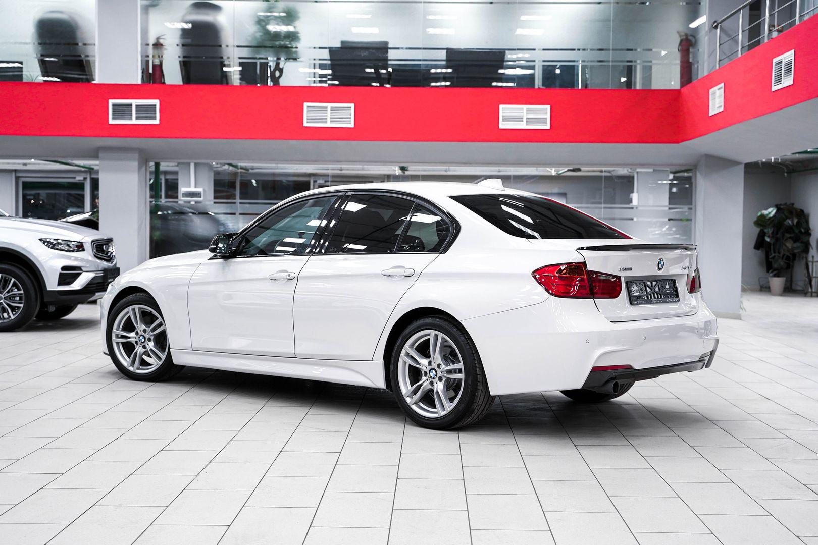 BMW 3 серии 2015, белый, ДЦ Орехово