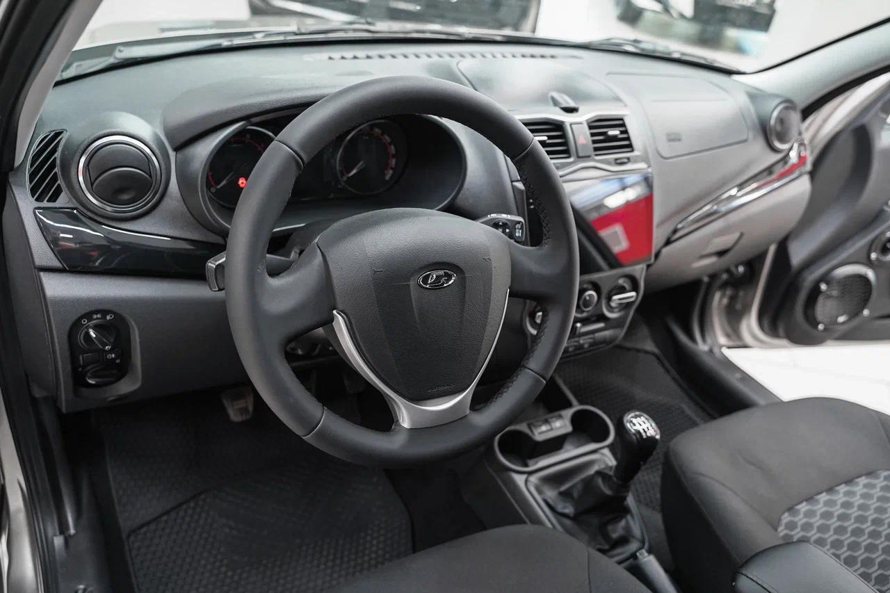 LADA (ВАЗ) Granta 2021, серебряный, ДЦ Орехово