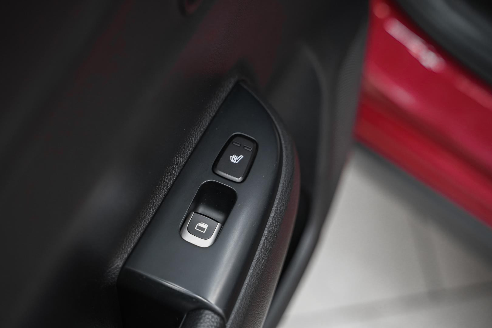 Kia Rio X-Line 2019, красный, ДЦ Орехово