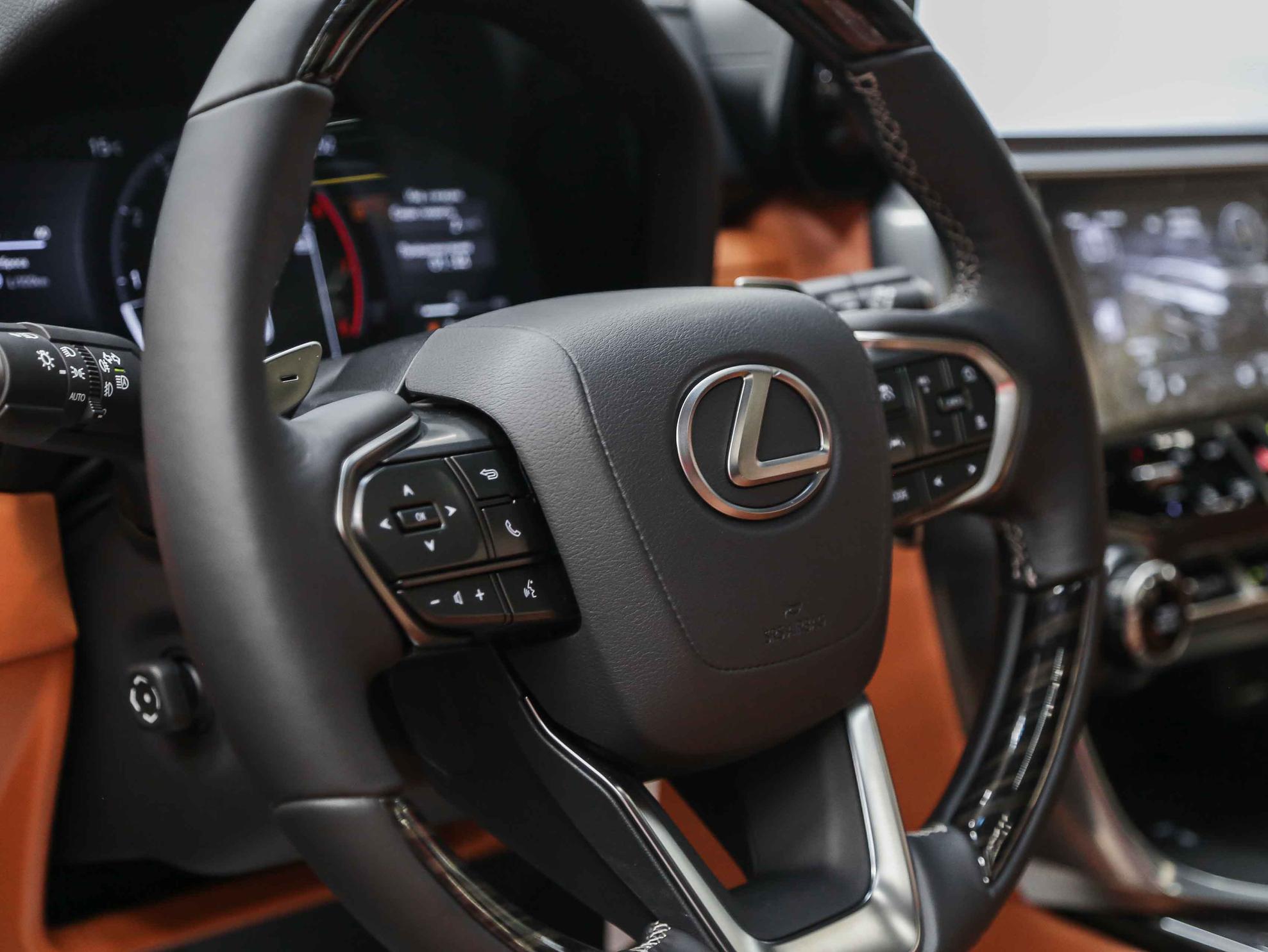 Lexus LX 2026, черный, ДЦ Орехово