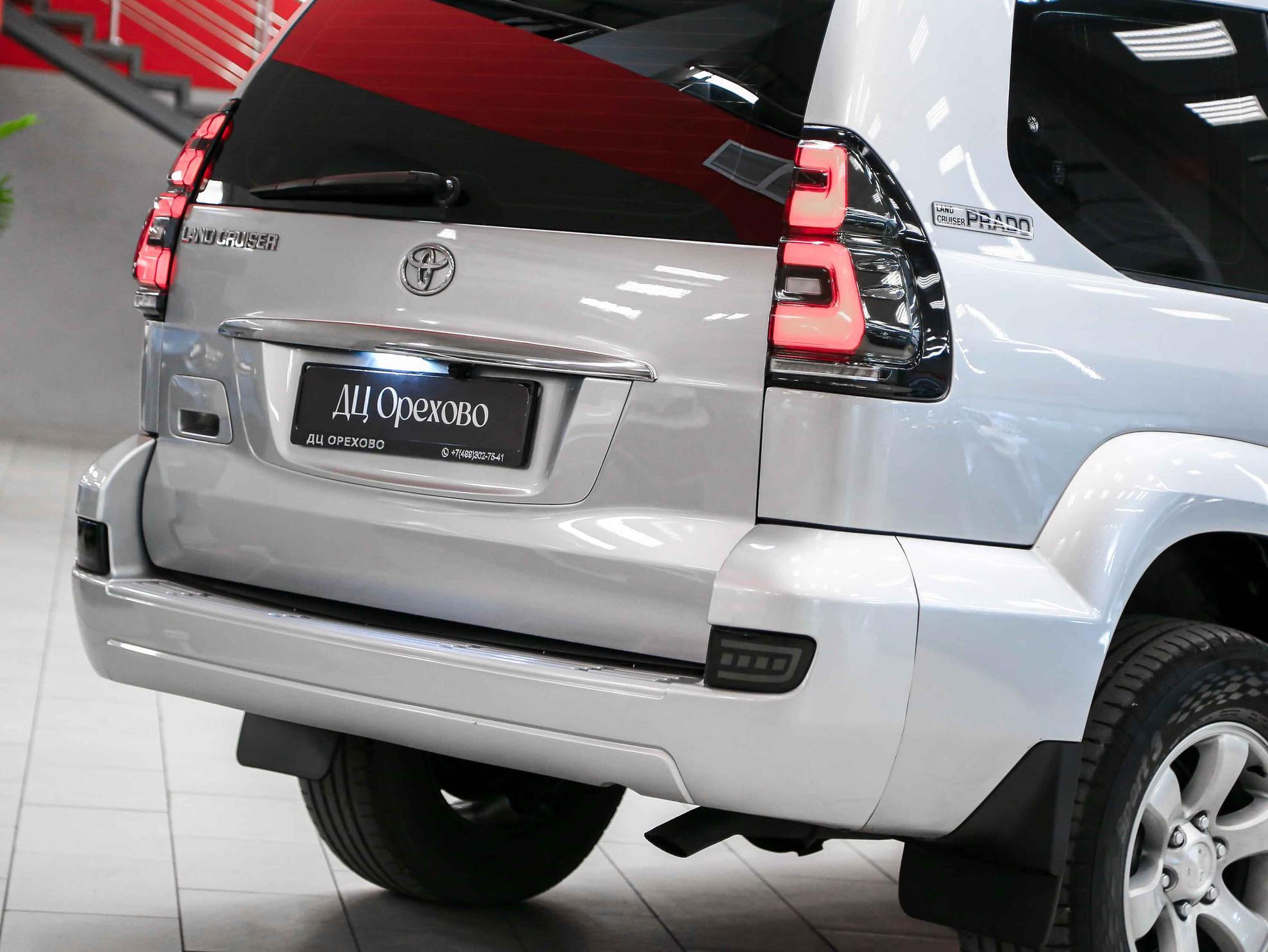 Toyota Land Cruiser Prado 2005, серебряный, ДЦ Орехово
