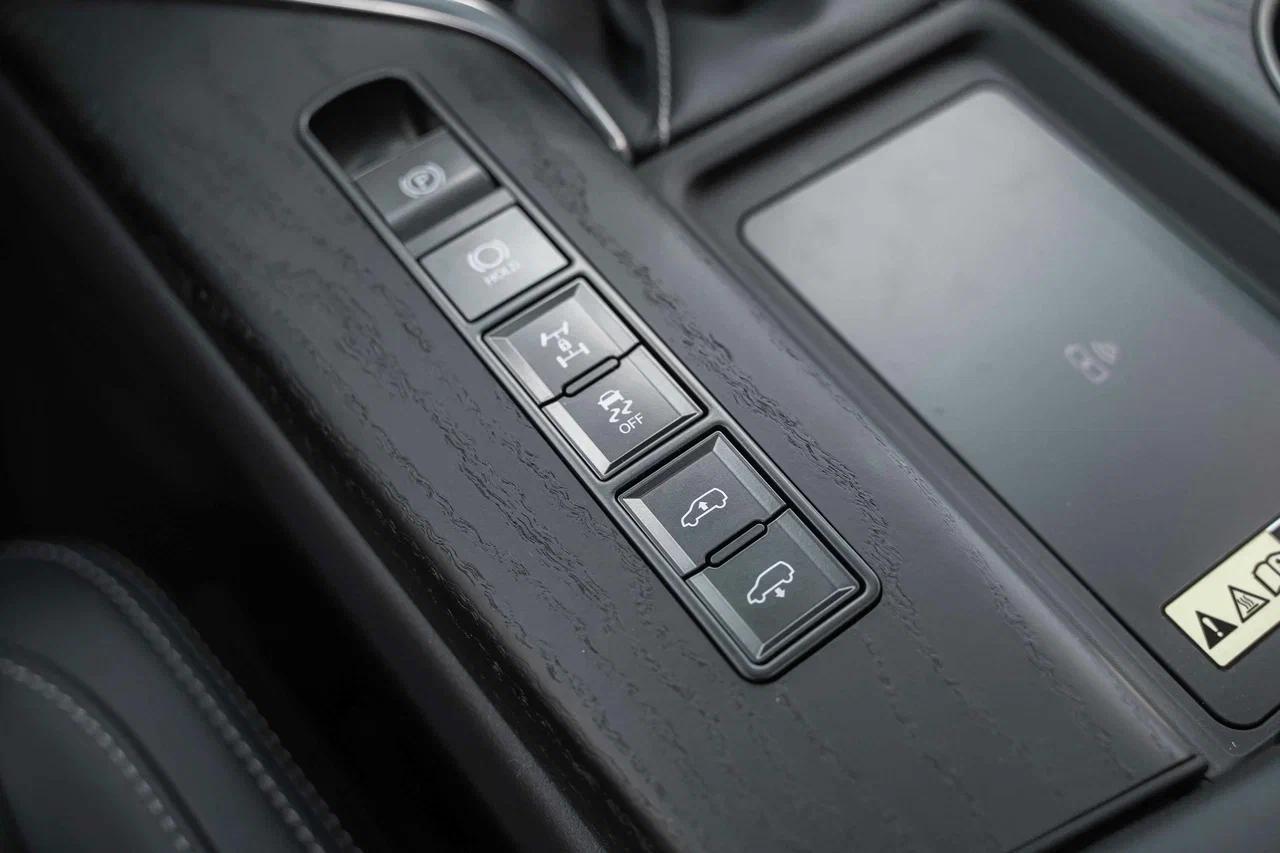 Lexus LX 2026, черный, ДЦ Орехово