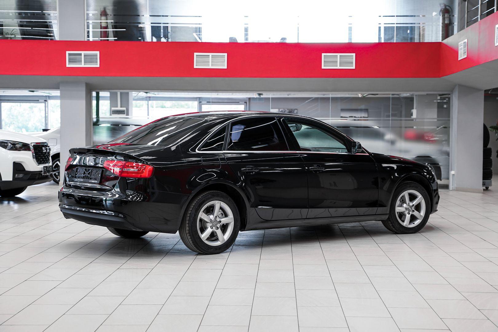 Audi A4 2012, черный, ДЦ Орехово